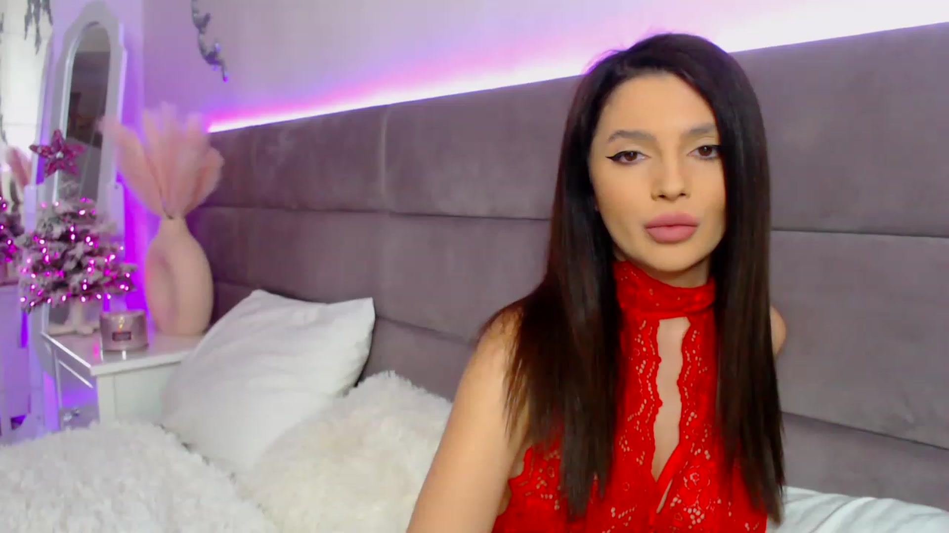 Gallery image thumbnail from BloodElf_Lu's myfreecams stream on, 01/08/2023, 03:50 image 4 of 20