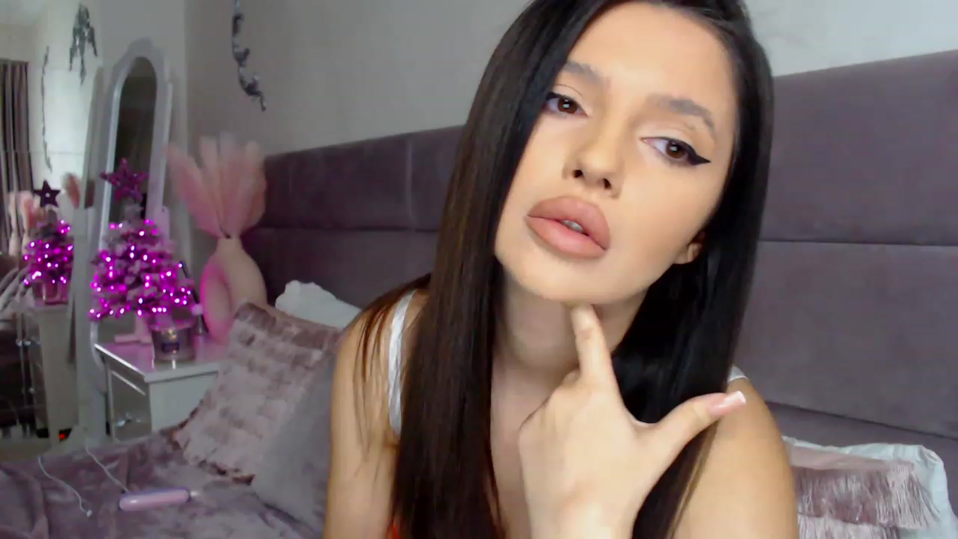 Gallery image thumbnail from BloodElf_Lu's myfreecams stream on, 01/15/2023, 04:57 image 10 of 20