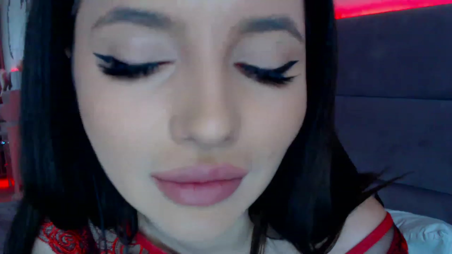 Gallery image thumbnail from BloodElf_Lu's myfreecams stream on, 02/11/2023, 02:39 image 16 of 20