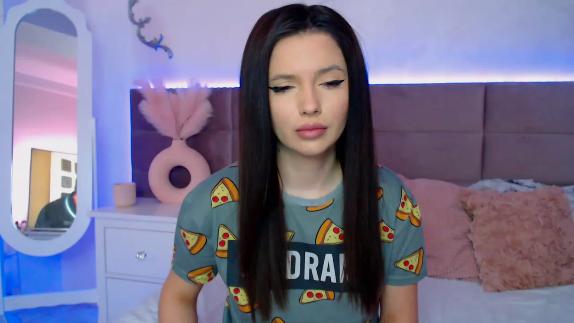 Gallery image thumbnail from BloodElf_Lu's myfreecams stream on, 03/11/2023, 03:59 image 18 of 20