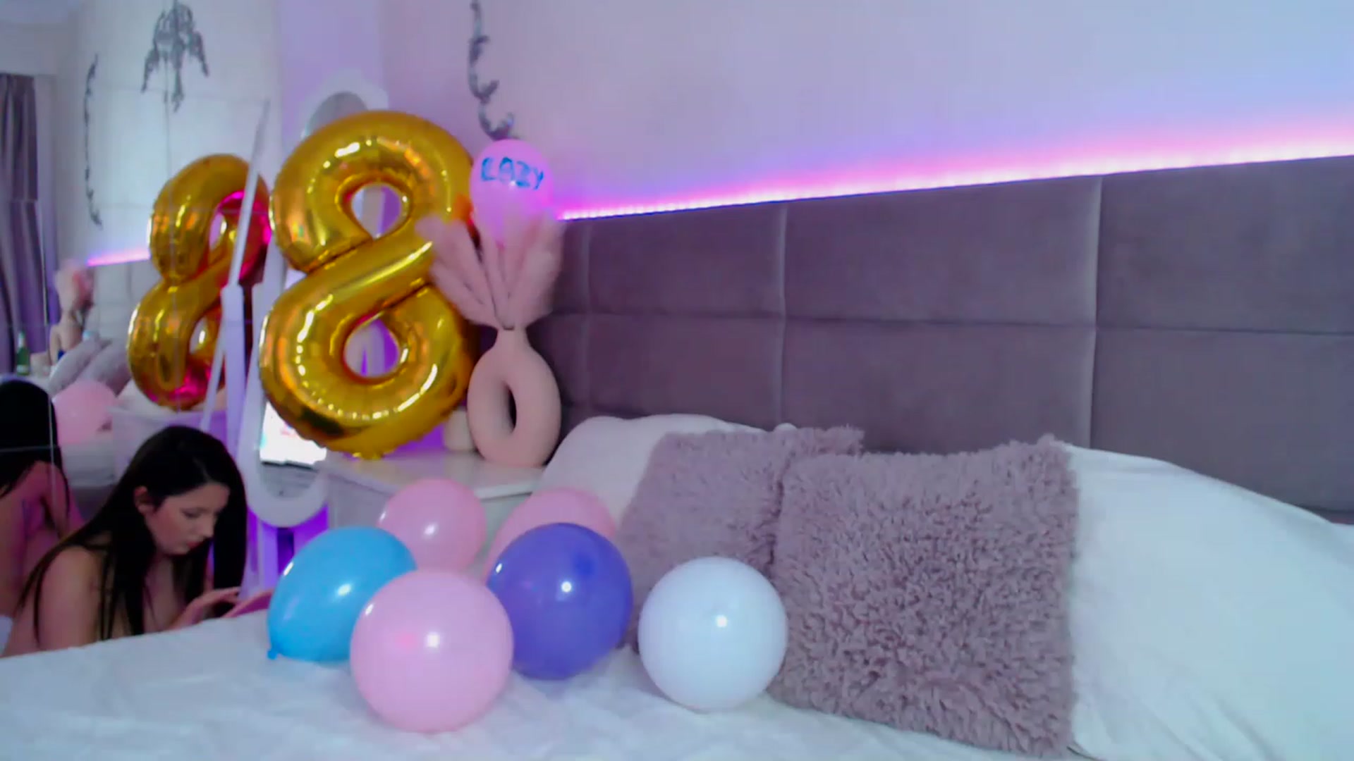 Gallery image thumbnail from BloodElf_Lu's myfreecams stream on, 03/26/2023, 05:42 image 3 of 20