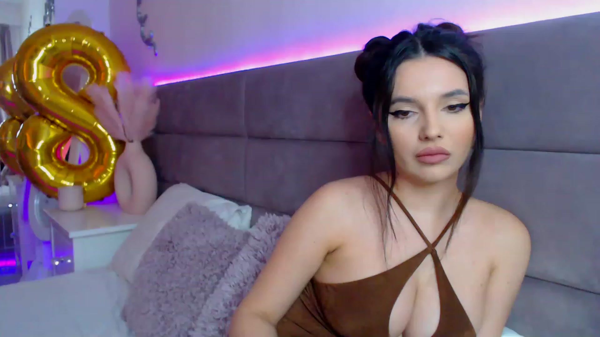 Gallery image thumbnail from BloodElf_Lu's myfreecams stream on, 03/31/2023, 02:02 image 2 of 20