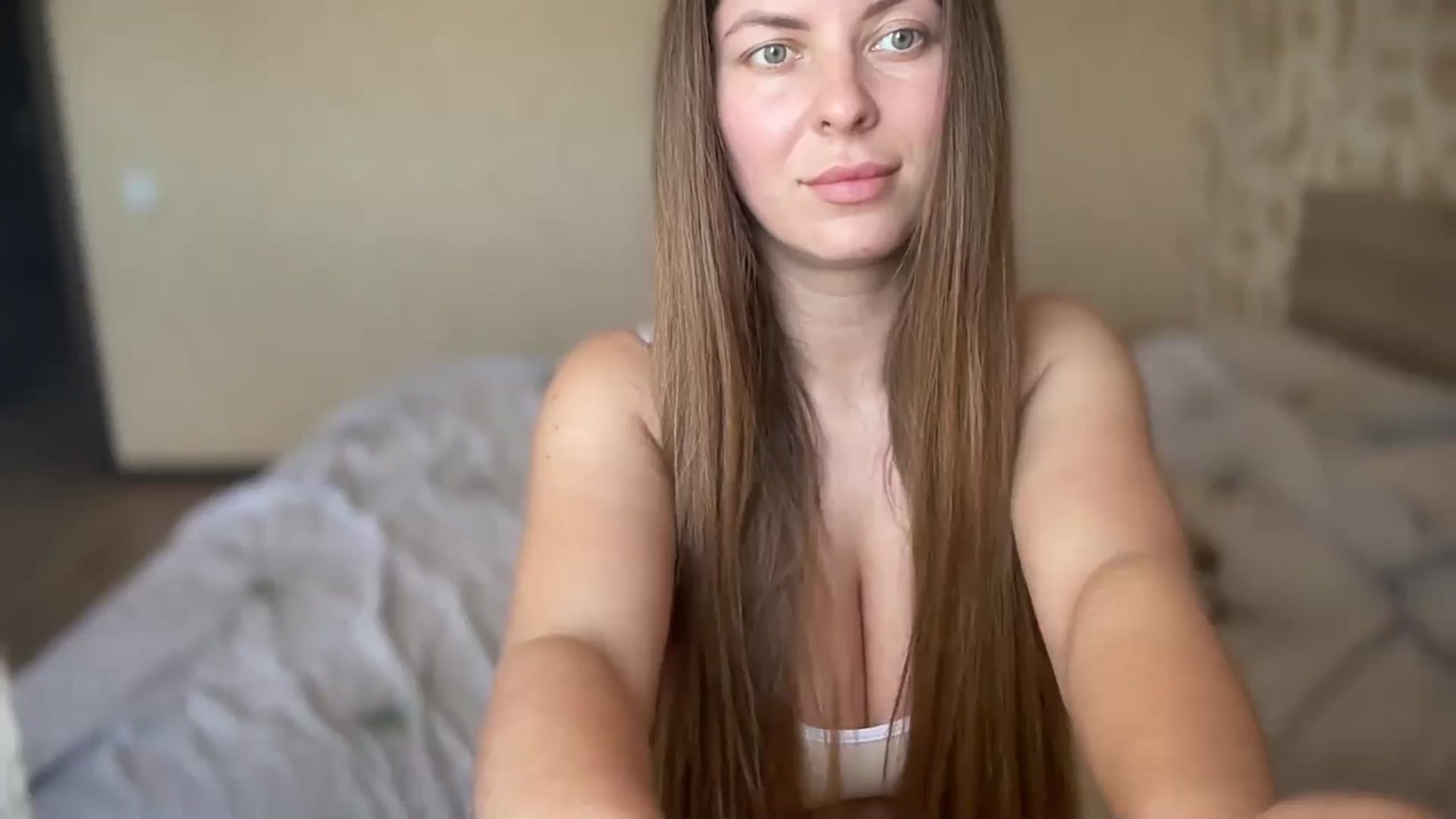 Gallery image thumbnail from BloodyMaria's myfreecams stream on, 07/07/2024, 12:43 image 14 of 20