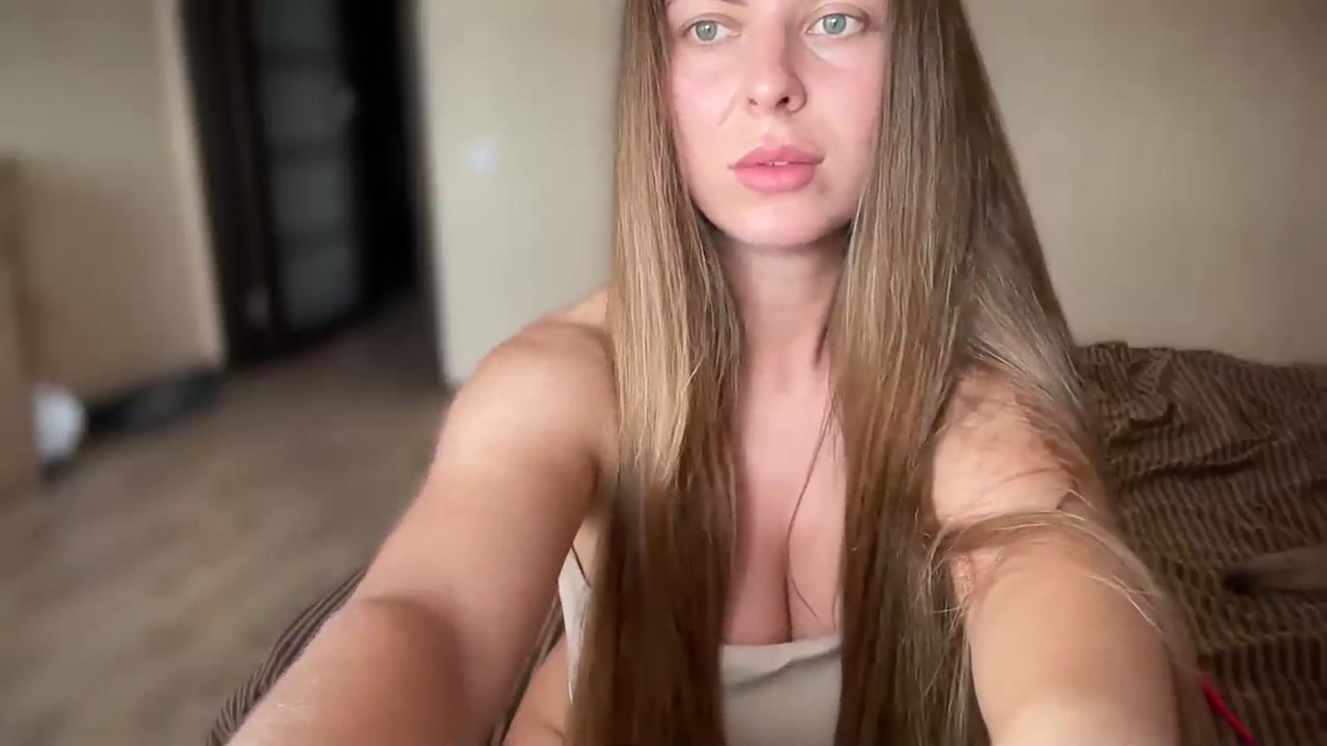 Gallery image thumbnail from BloodyMaria's myfreecams stream on, 07/24/2024, 11:43 image 8 of 20