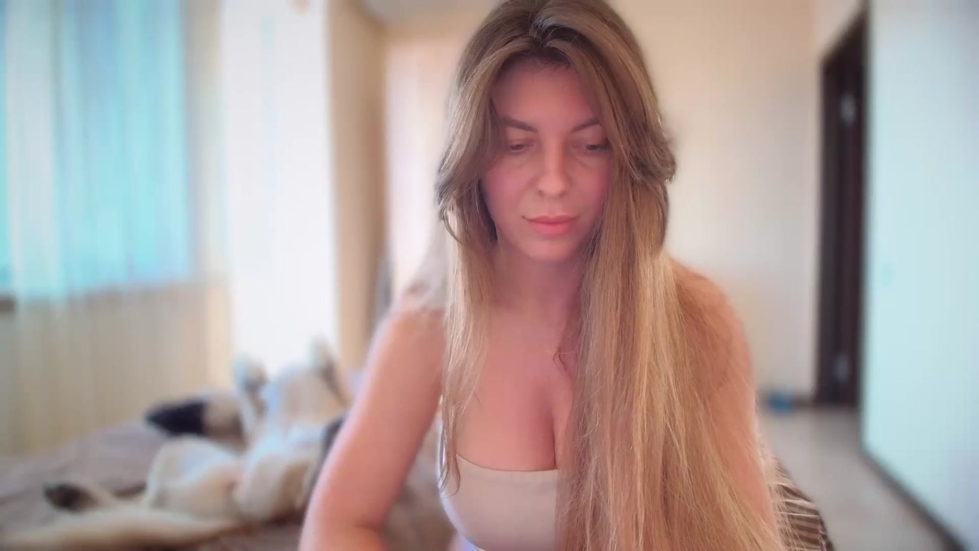 Gallery image thumbnail from BloodyMaria's myfreecams stream on, 07/25/2024, 08:37 image 7 of 20