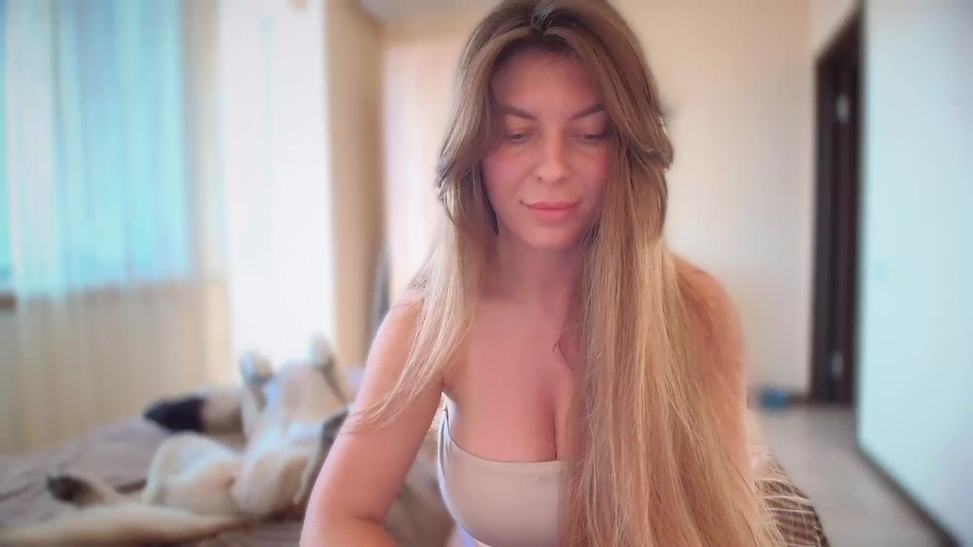Gallery image thumbnail from BloodyMaria's myfreecams stream on, 07/25/2024, 08:37 image 6 of 20
