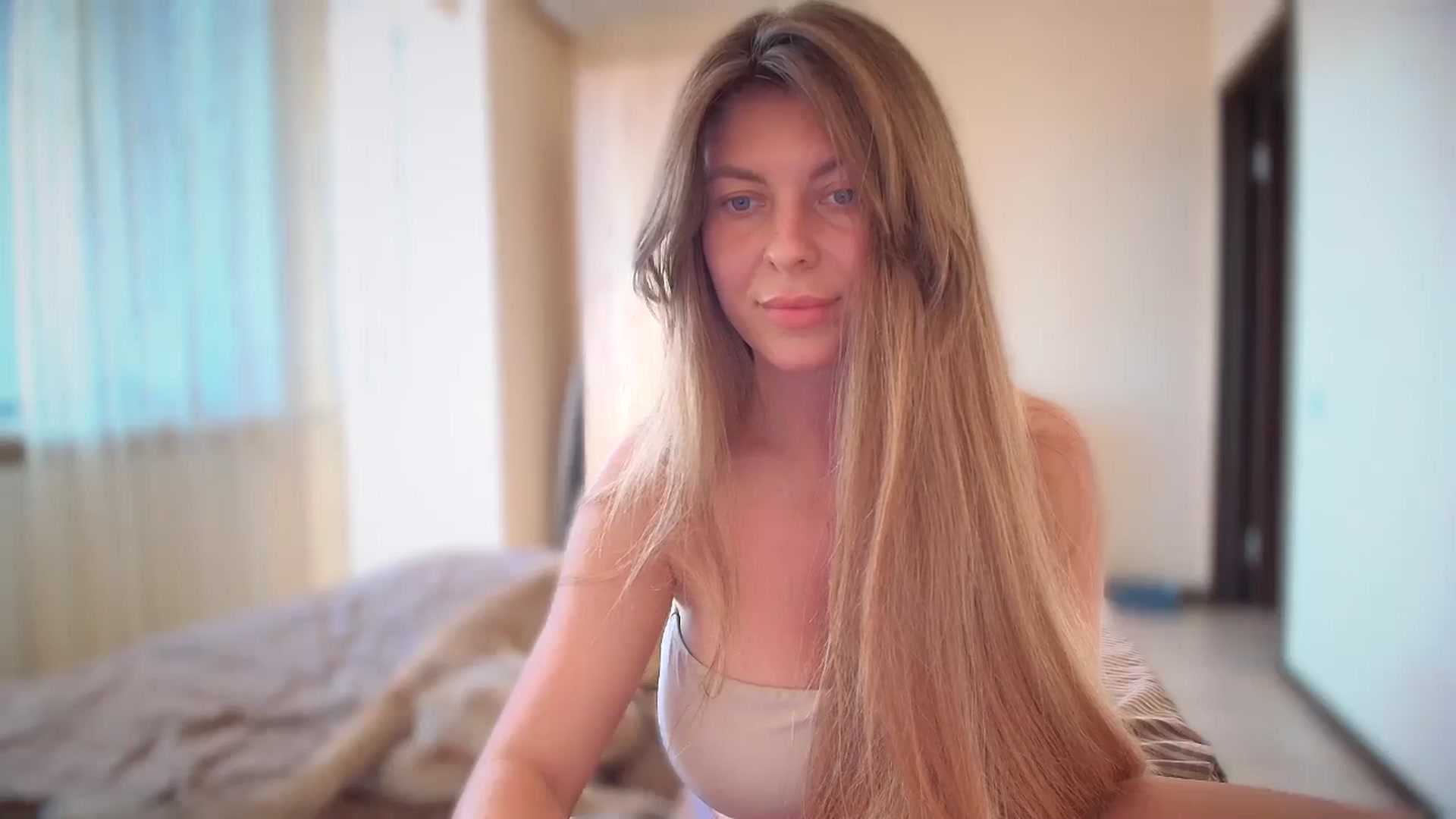 Gallery image thumbnail from BloodyMaria's myfreecams stream on, 07/25/2024, 08:37 image 9 of 20