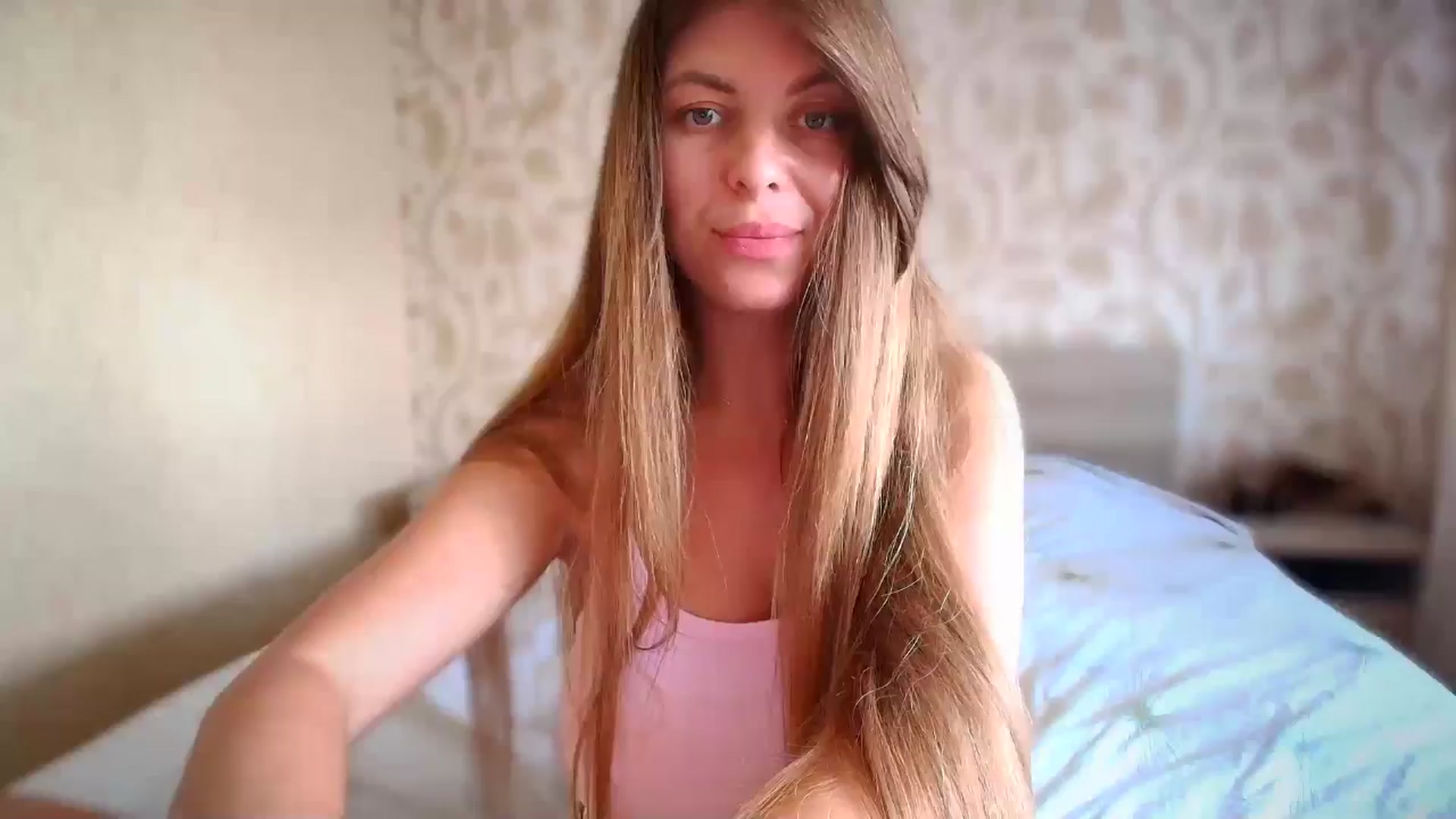 Gallery image thumbnail from BloodyMaria's myfreecams stream on, 08/09/2024, 10:14 image 13 of 20