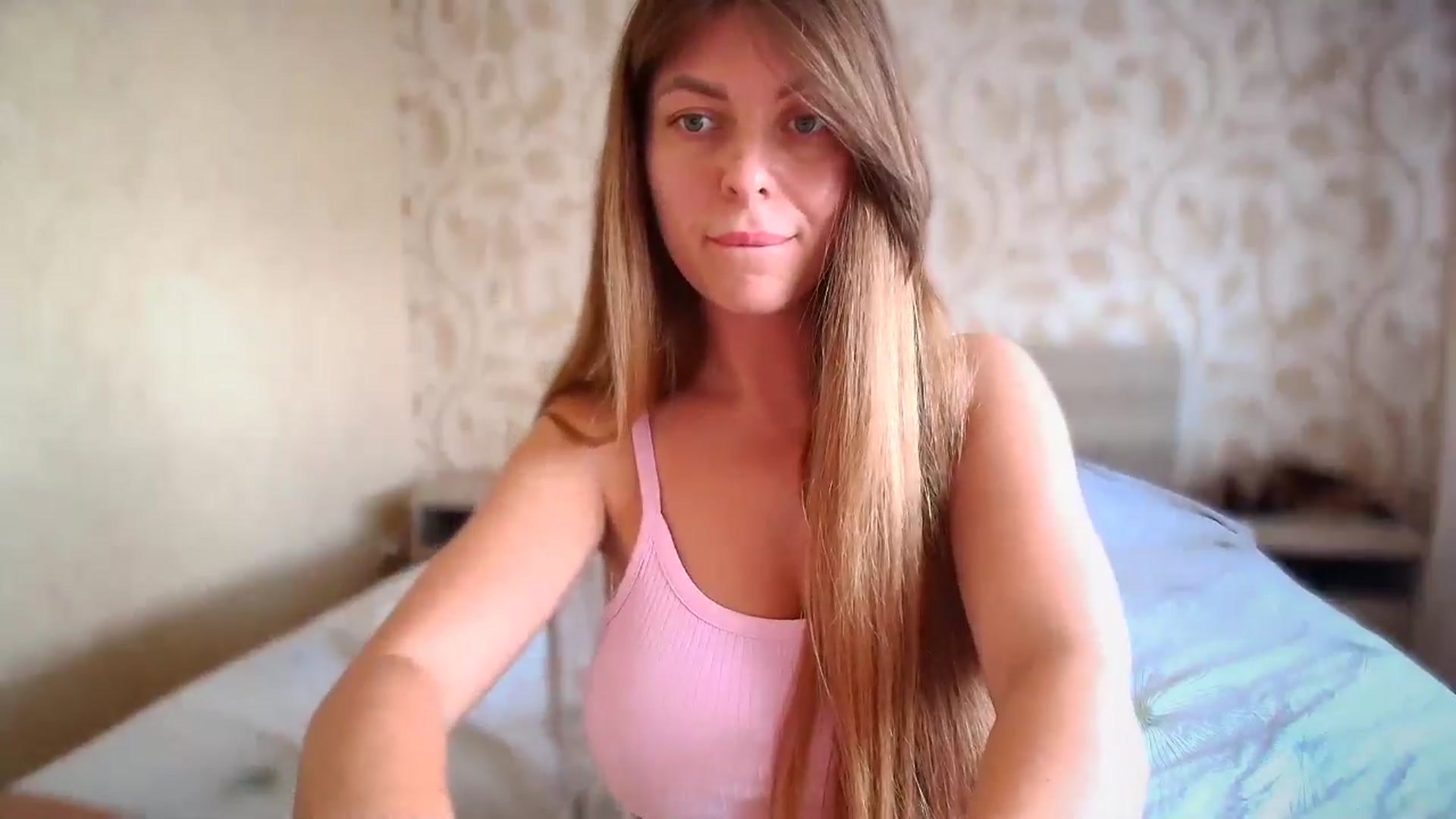 Gallery image thumbnail from BloodyMaria's myfreecams stream on, 08/09/2024, 10:14 image 8 of 20