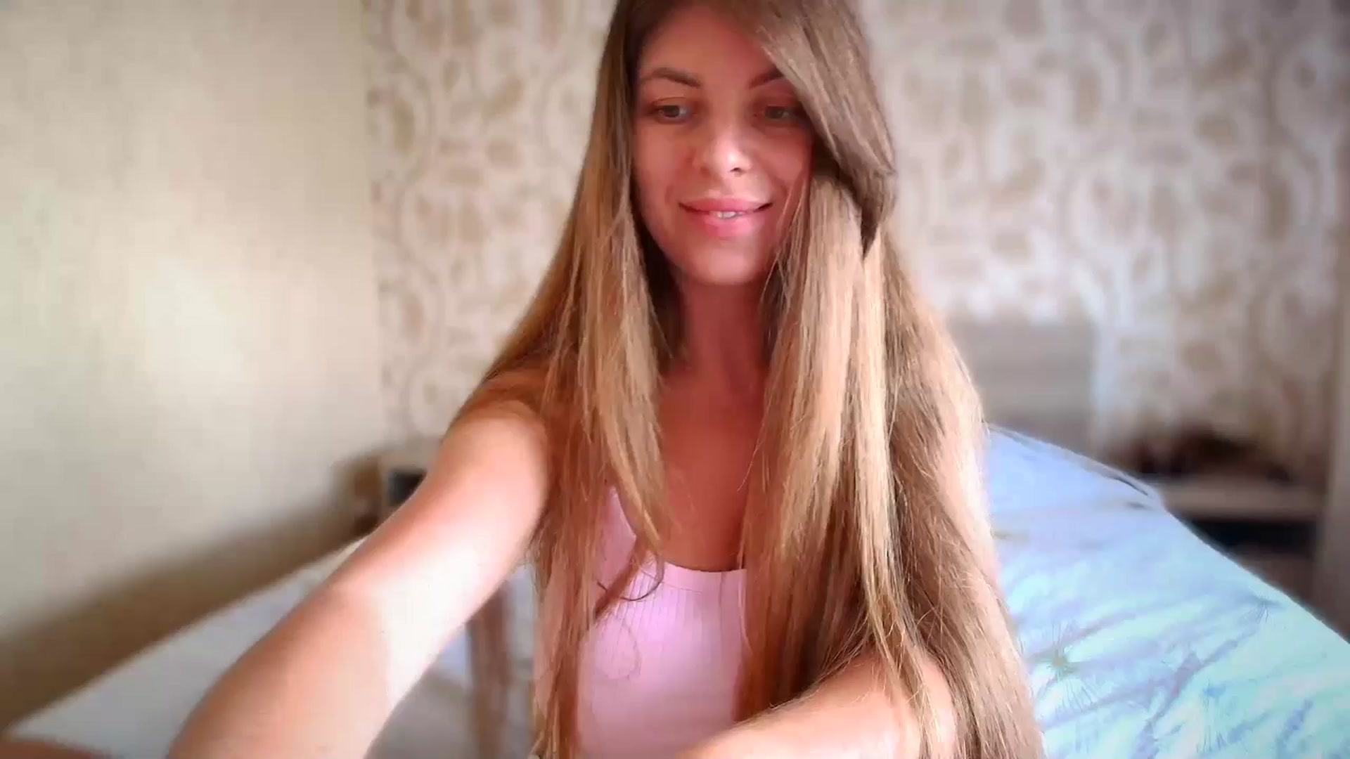 Gallery image thumbnail from BloodyMaria's myfreecams stream on, 08/09/2024, 10:14 image 14 of 20