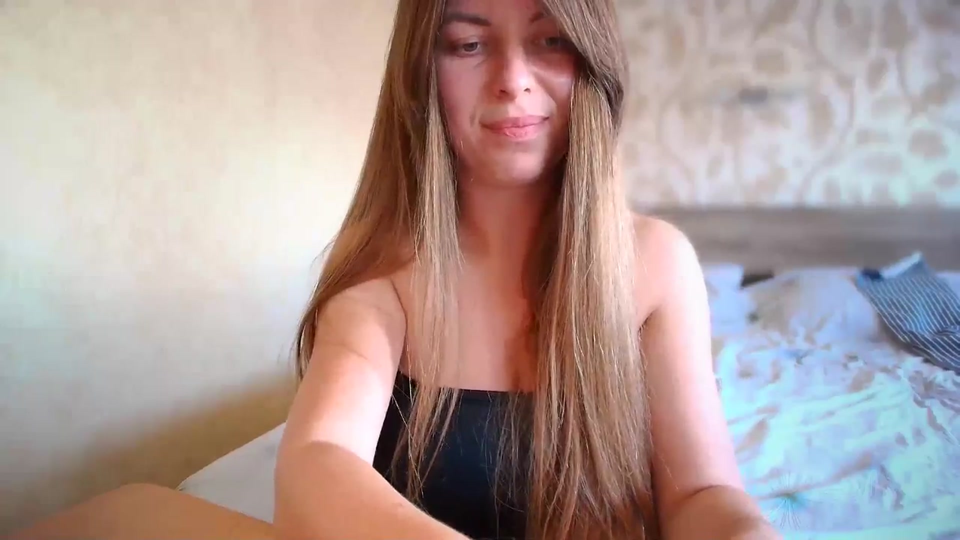 Gallery image thumbnail from BloodyMaria's myfreecams stream on, 08/14/2024, 12:11 image 2 of 20