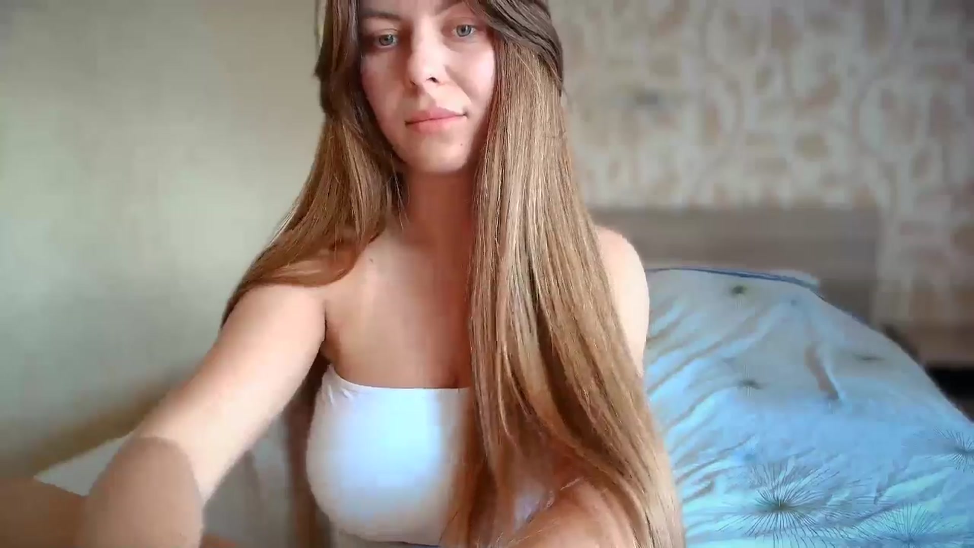 Gallery image thumbnail from BloodyMaria's myfreecams stream on, 08/15/2024, 09:36 image 8 of 20