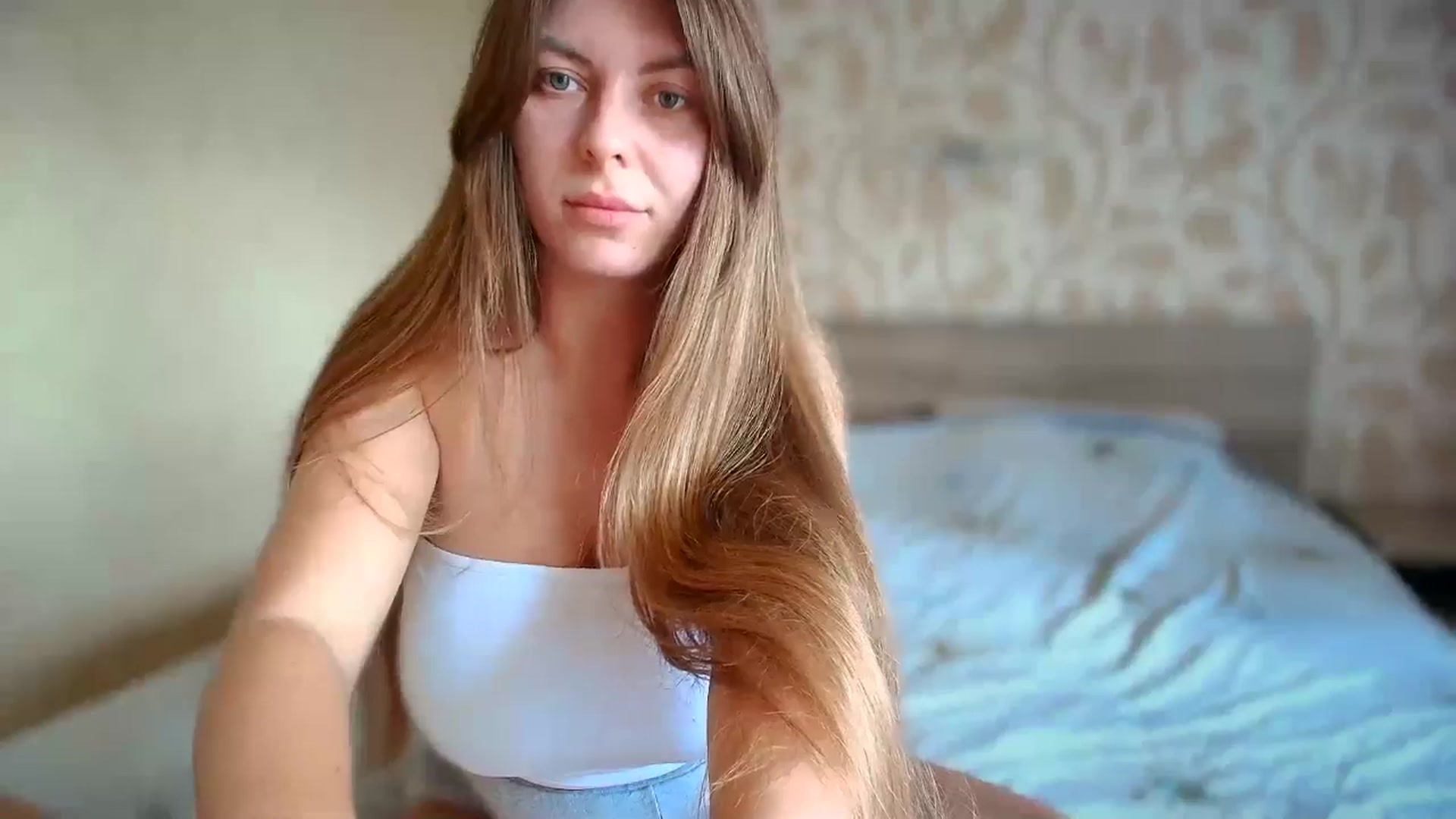 Gallery image thumbnail from BloodyMaria's myfreecams stream on, 08/15/2024, 09:36 image 17 of 20
