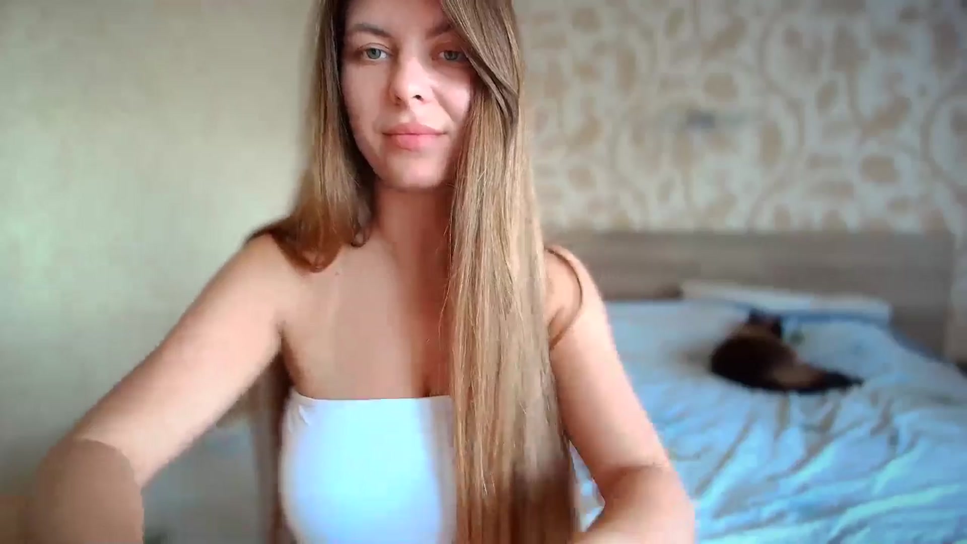 Gallery image thumbnail from BloodyMaria's myfreecams stream on, 08/15/2024, 10:42 image 14 of 20