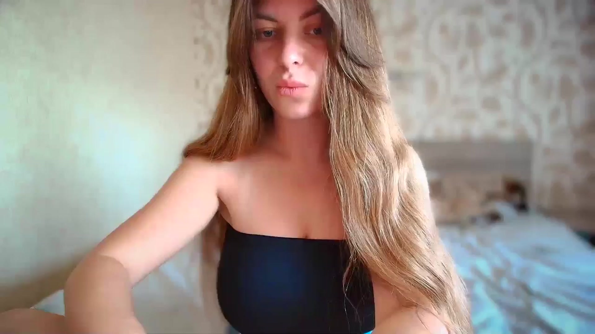 Gallery image thumbnail from BloodyMaria's myfreecams stream on, 08/24/2024, 09:20 image 2 of 20
