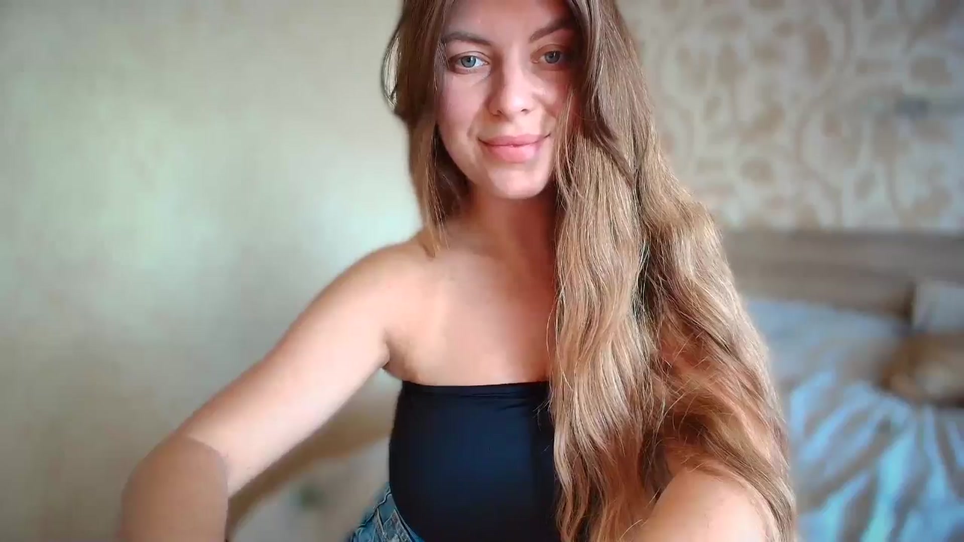 Gallery image thumbnail from BloodyMaria's myfreecams stream on, 08/24/2024, 09:20 image 17 of 20