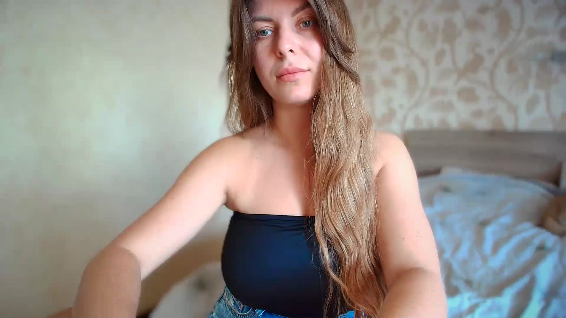 Gallery image thumbnail from BloodyMaria's myfreecams stream on, 08/24/2024, 09:20 image 20 of 20