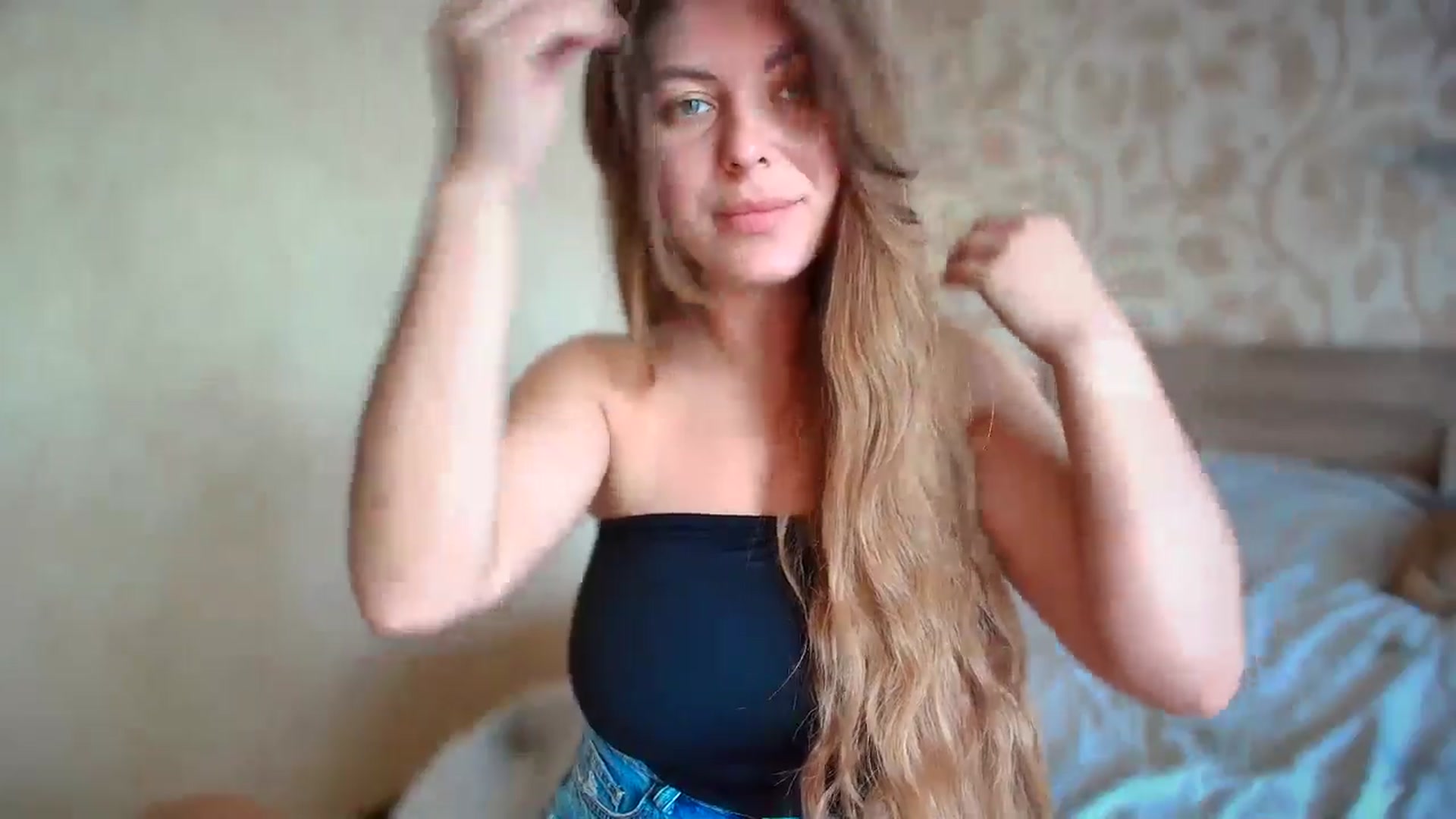 Gallery image thumbnail from BloodyMaria's myfreecams stream on, 08/24/2024, 09:20 image 19 of 20