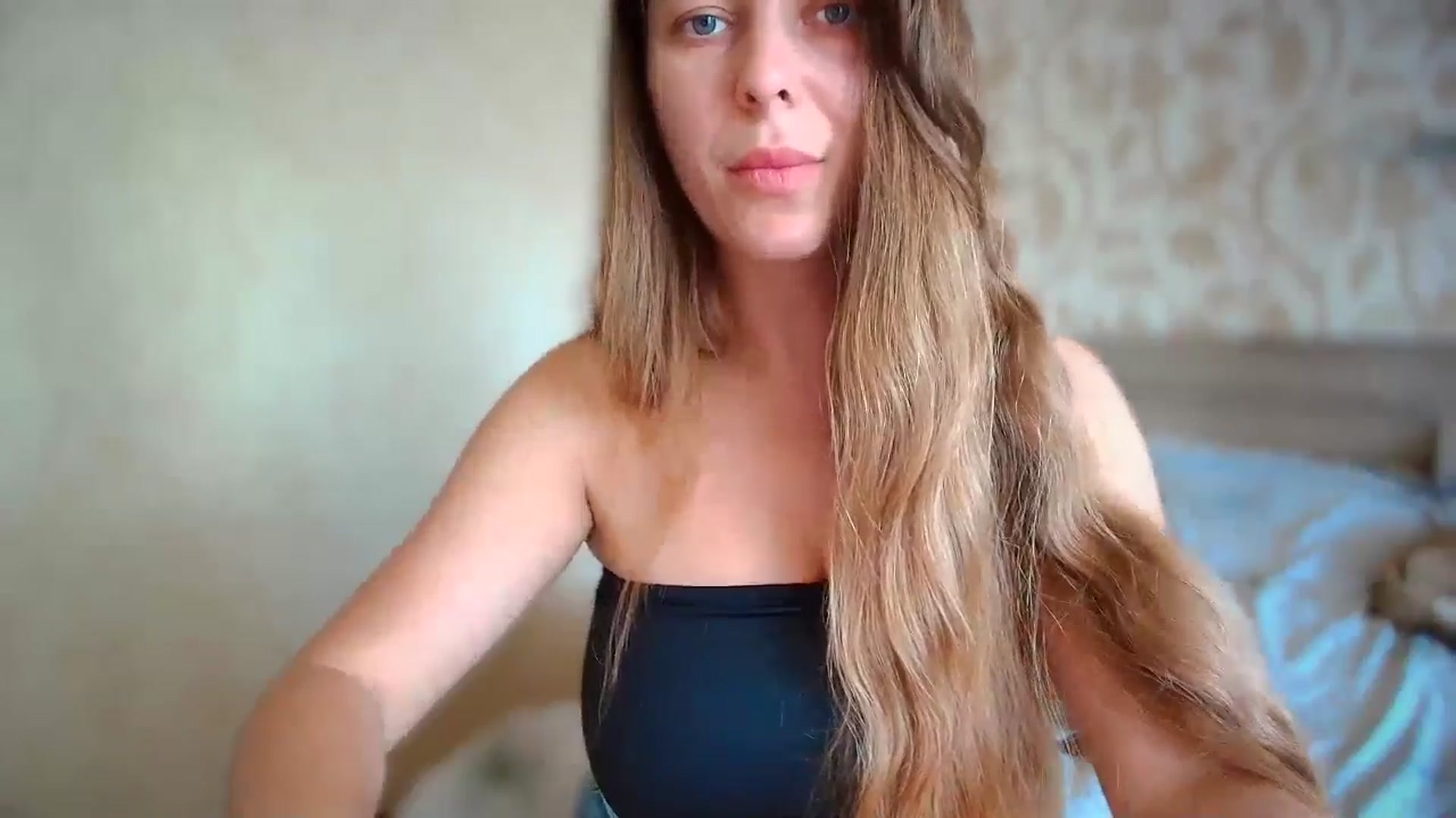 Gallery image thumbnail from BloodyMaria's myfreecams stream on, 08/24/2024, 10:00 image 3 of 20