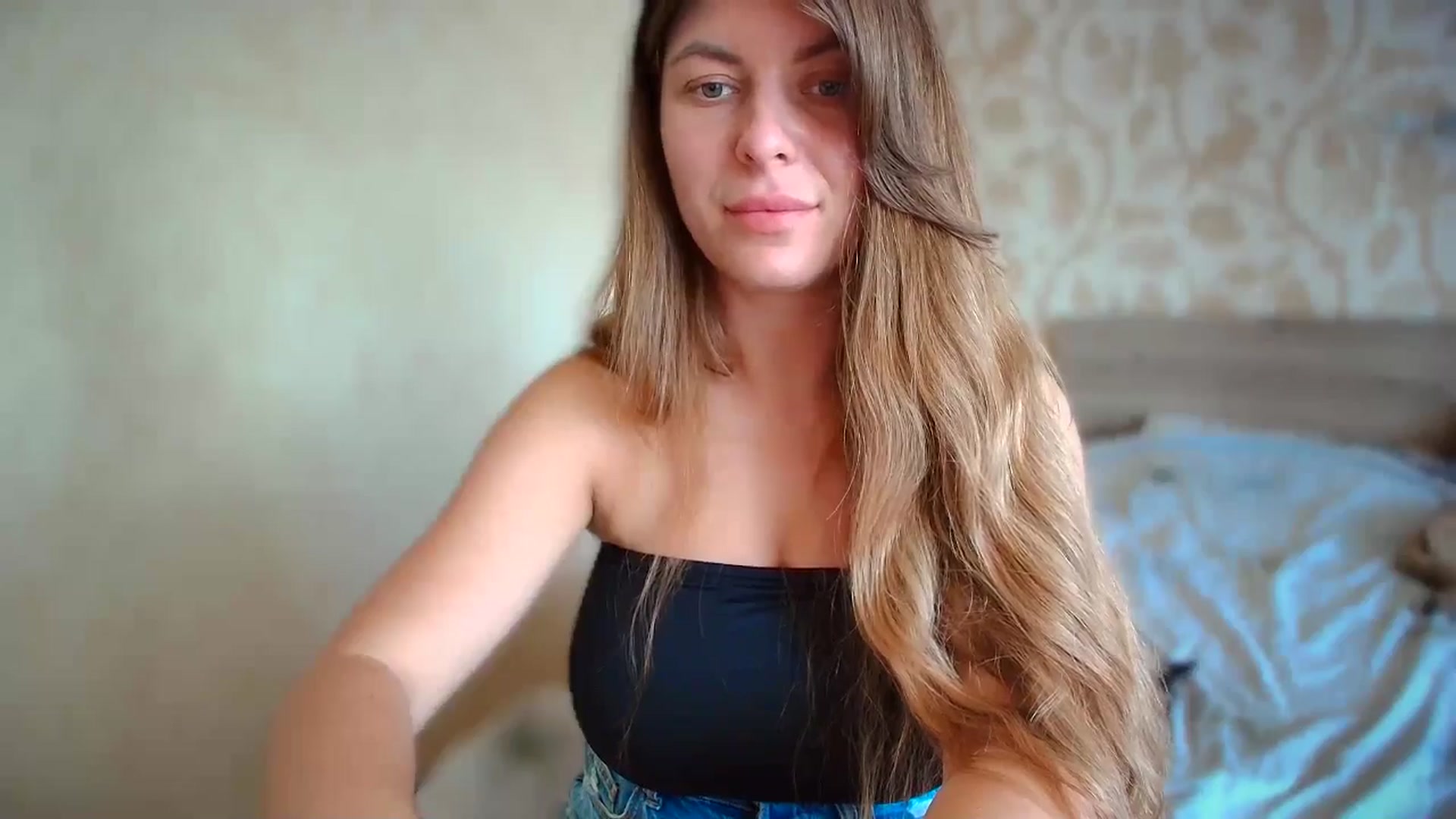 Gallery image thumbnail from BloodyMaria's myfreecams stream on, 08/24/2024, 10:00 image 8 of 20