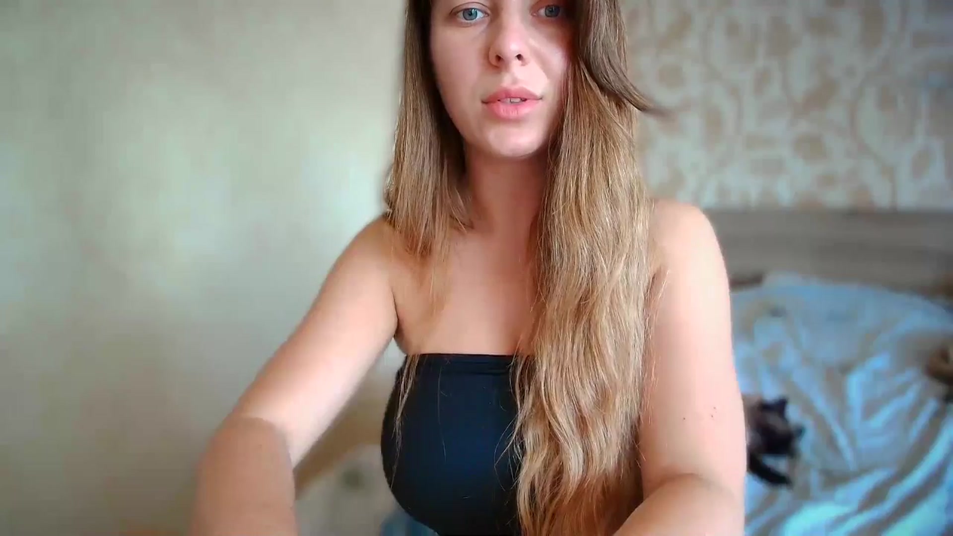 Gallery image thumbnail from BloodyMaria's myfreecams stream on, 08/24/2024, 10:00 image 14 of 20