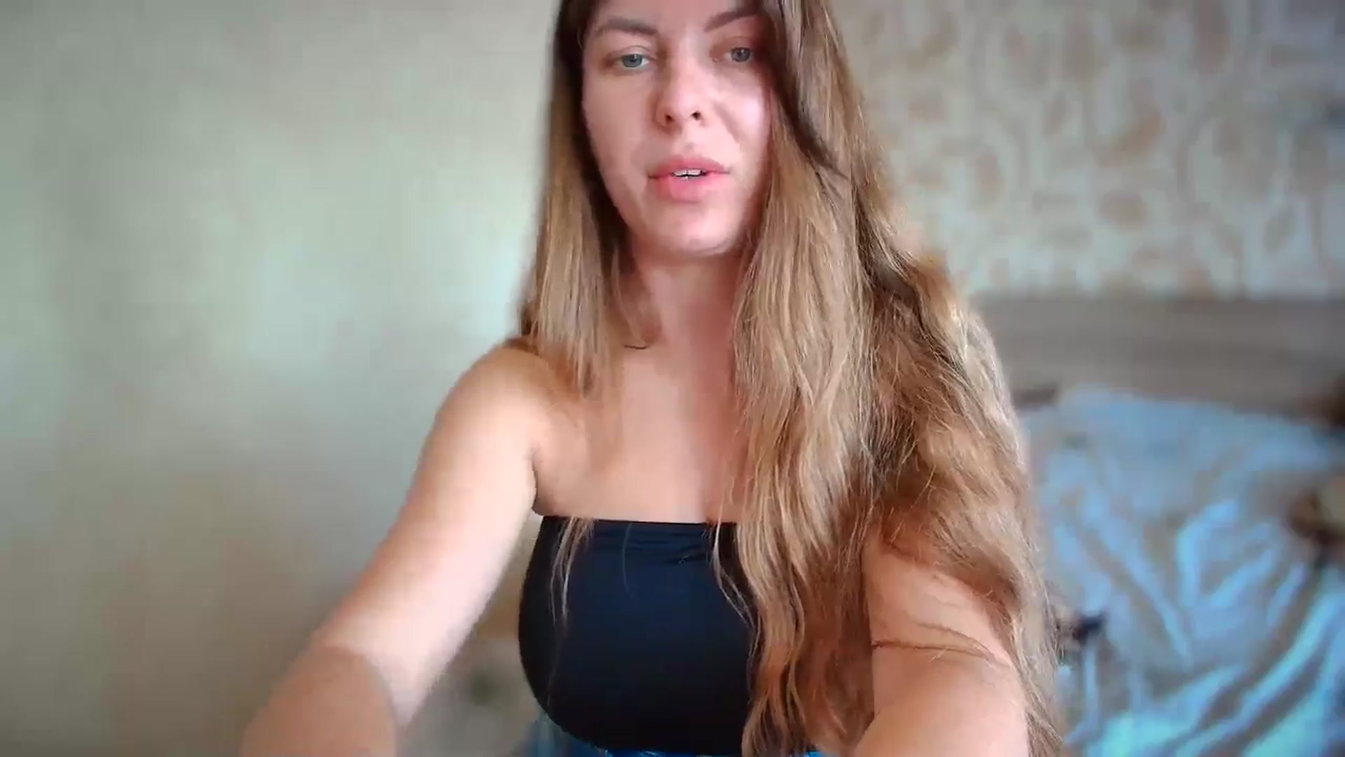 Gallery image thumbnail from BloodyMaria's myfreecams stream on, 08/24/2024, 10:00 image 10 of 20