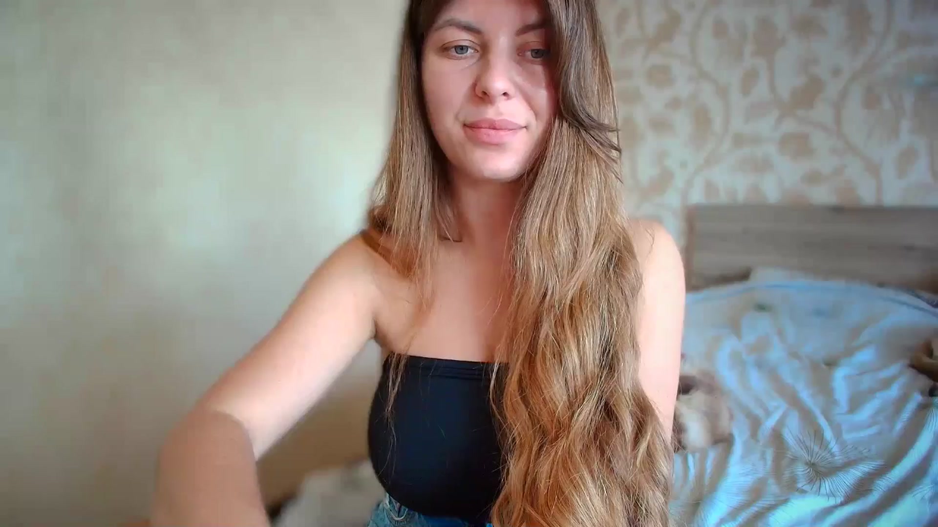 Gallery image thumbnail from BloodyMaria's myfreecams stream on, 08/24/2024, 10:00 image 20 of 20