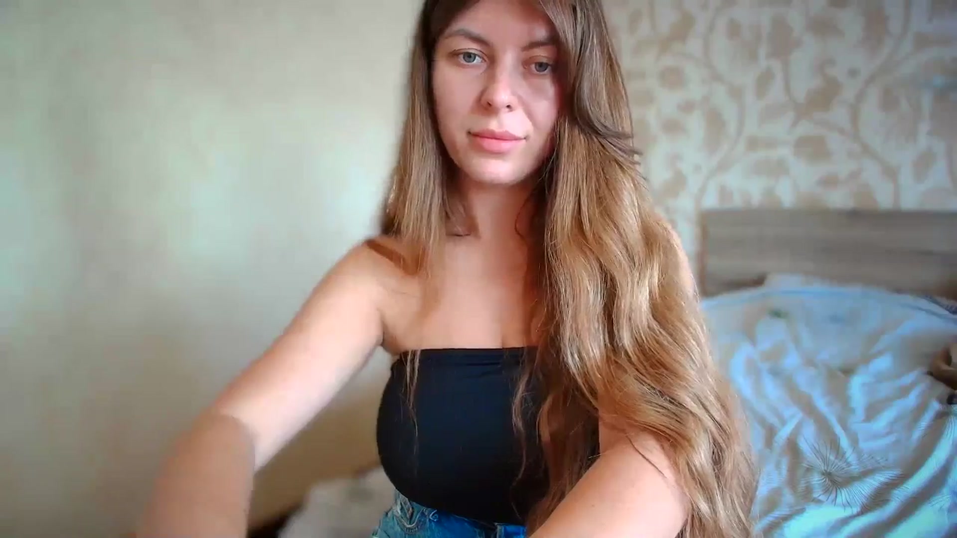 Gallery image thumbnail from BloodyMaria's myfreecams stream on, 08/24/2024, 10:00 image 19 of 20