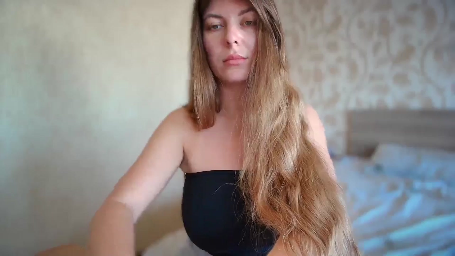 Gallery image thumbnail from BloodyMaria's myfreecams stream on, 08/24/2024, 12:33 image 6 of 20