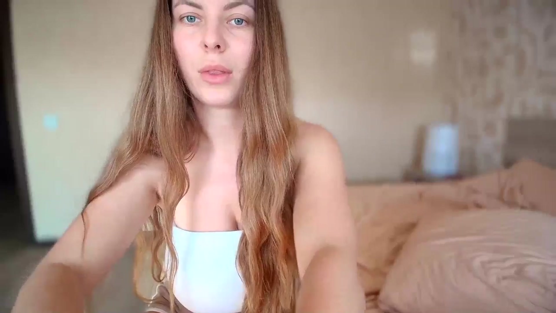 Gallery image thumbnail from BloodyMaria's myfreecams stream on, 08/26/2024, 08:03 image 15 of 20