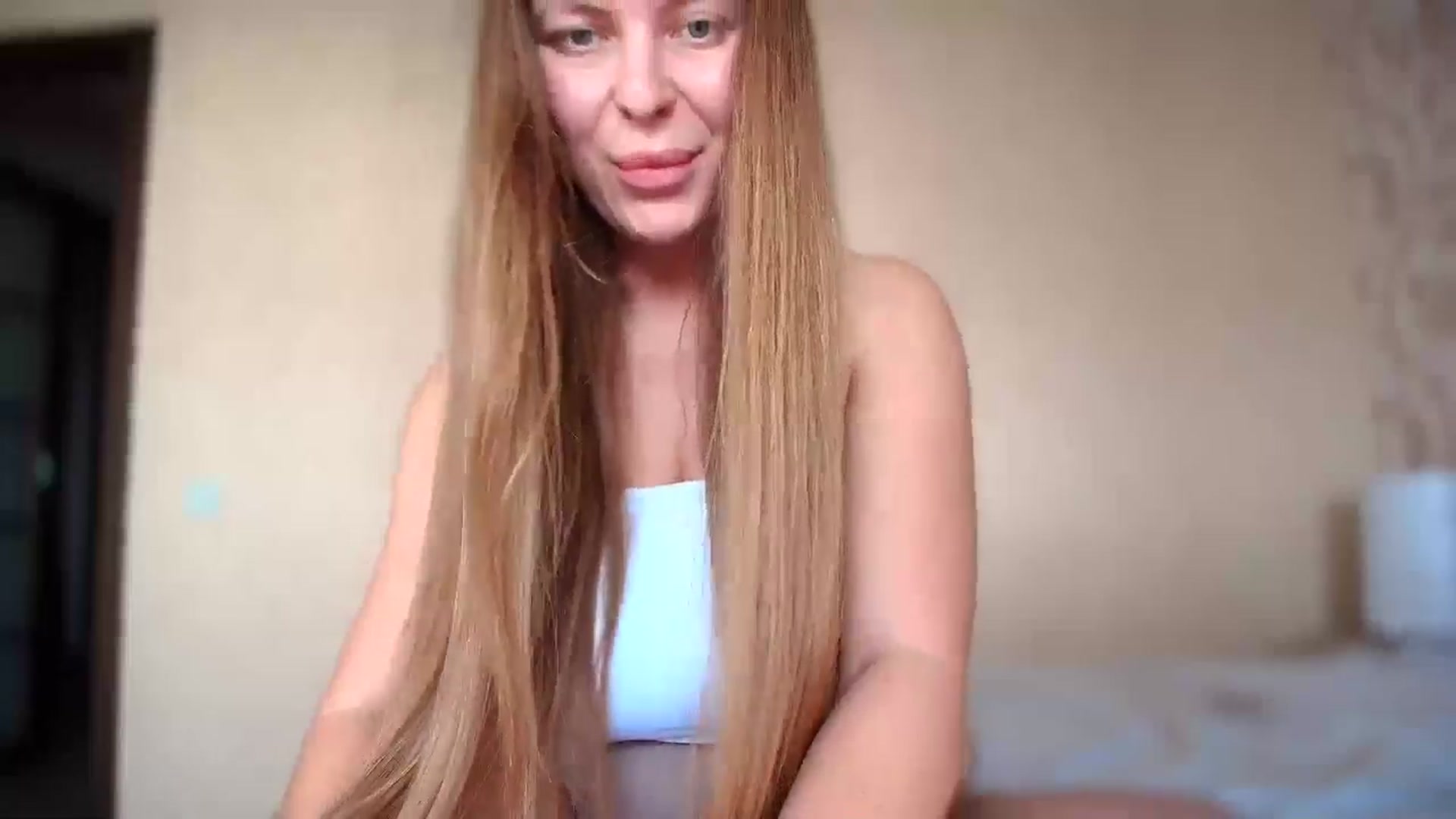 Gallery image thumbnail from BloodyMaria's myfreecams stream on, 08/31/2024, 13:18 image 6 of 20