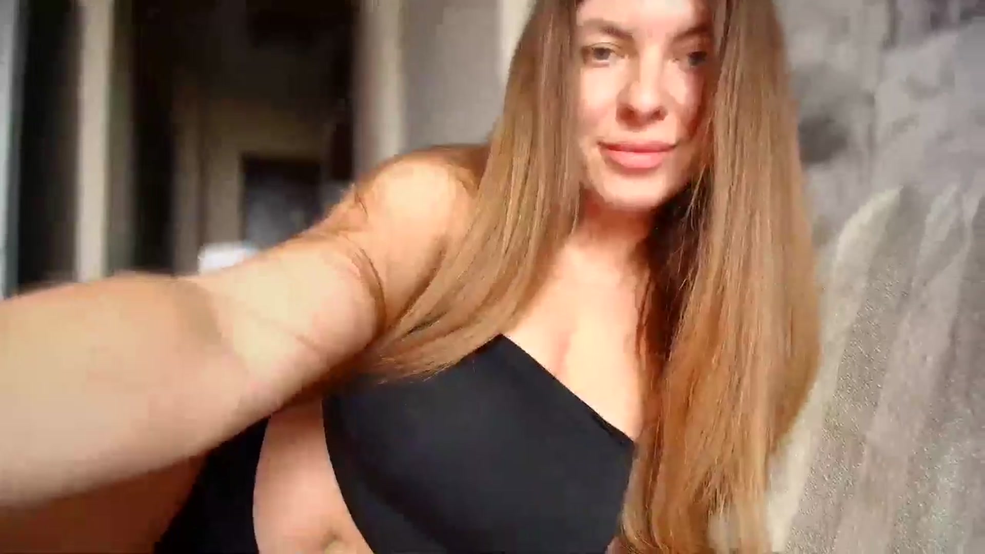 Gallery image thumbnail from BloodyMaria's myfreecams stream on, 09/01/2024, 14:17 image 4 of 20