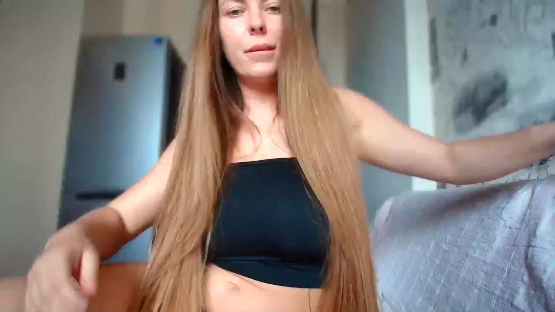 Gallery image thumbnail from BloodyMaria's myfreecams stream on, 09/04/2024, 10:46 image 10 of 20