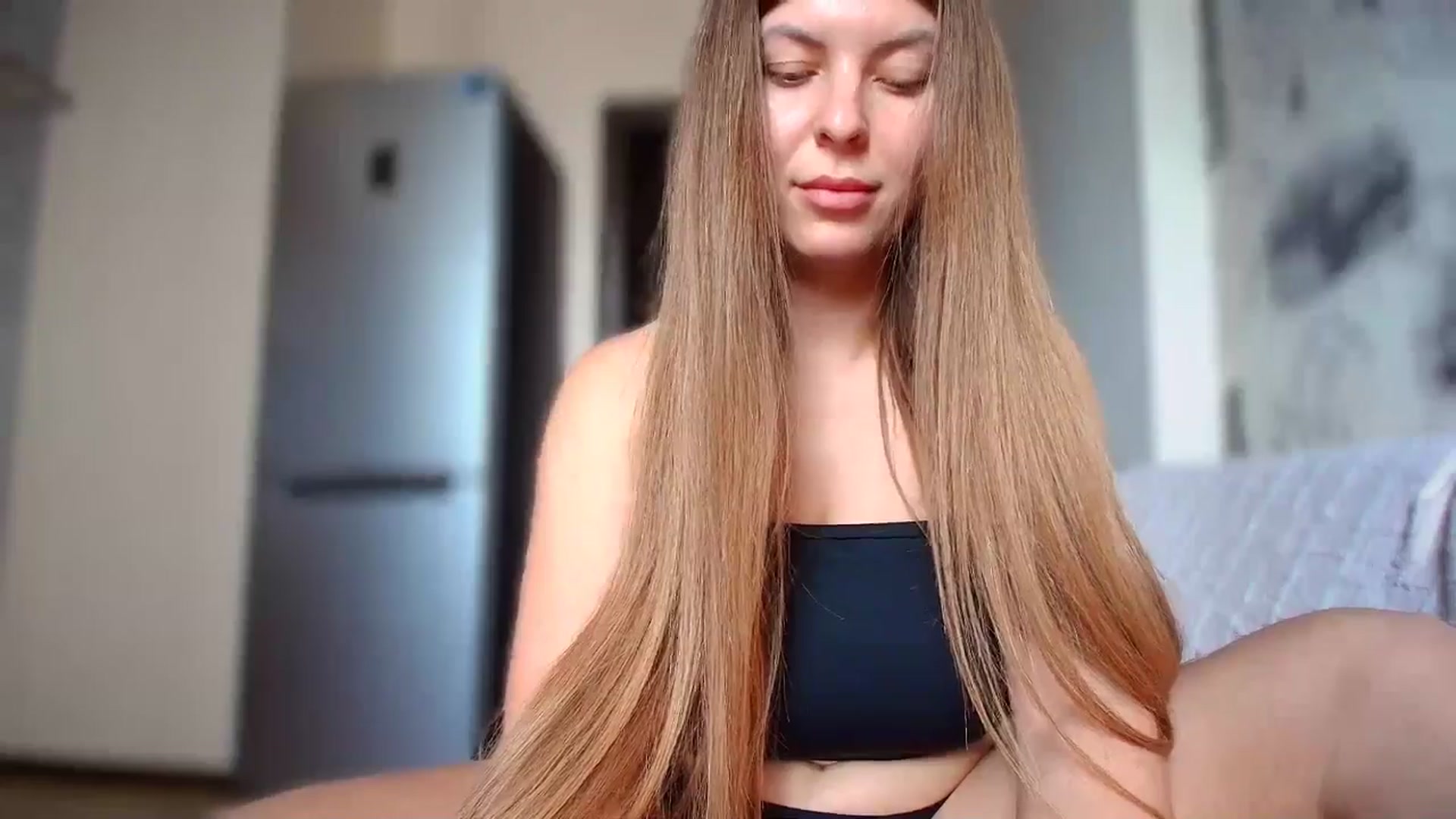 Gallery image thumbnail from BloodyMaria's myfreecams stream on, 09/04/2024, 11:04 image 2 of 20