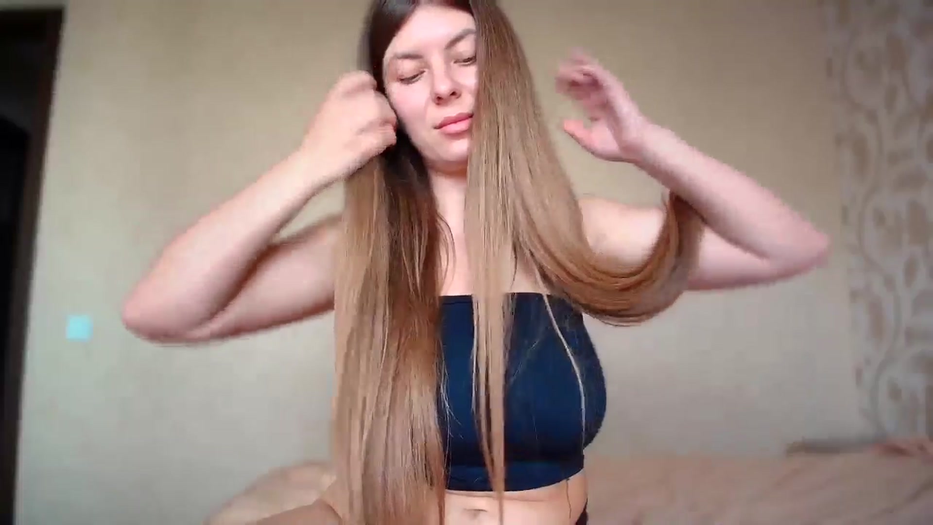 Gallery image thumbnail from BloodyMaria's myfreecams stream on, 09/04/2024, 11:47 image 3 of 20