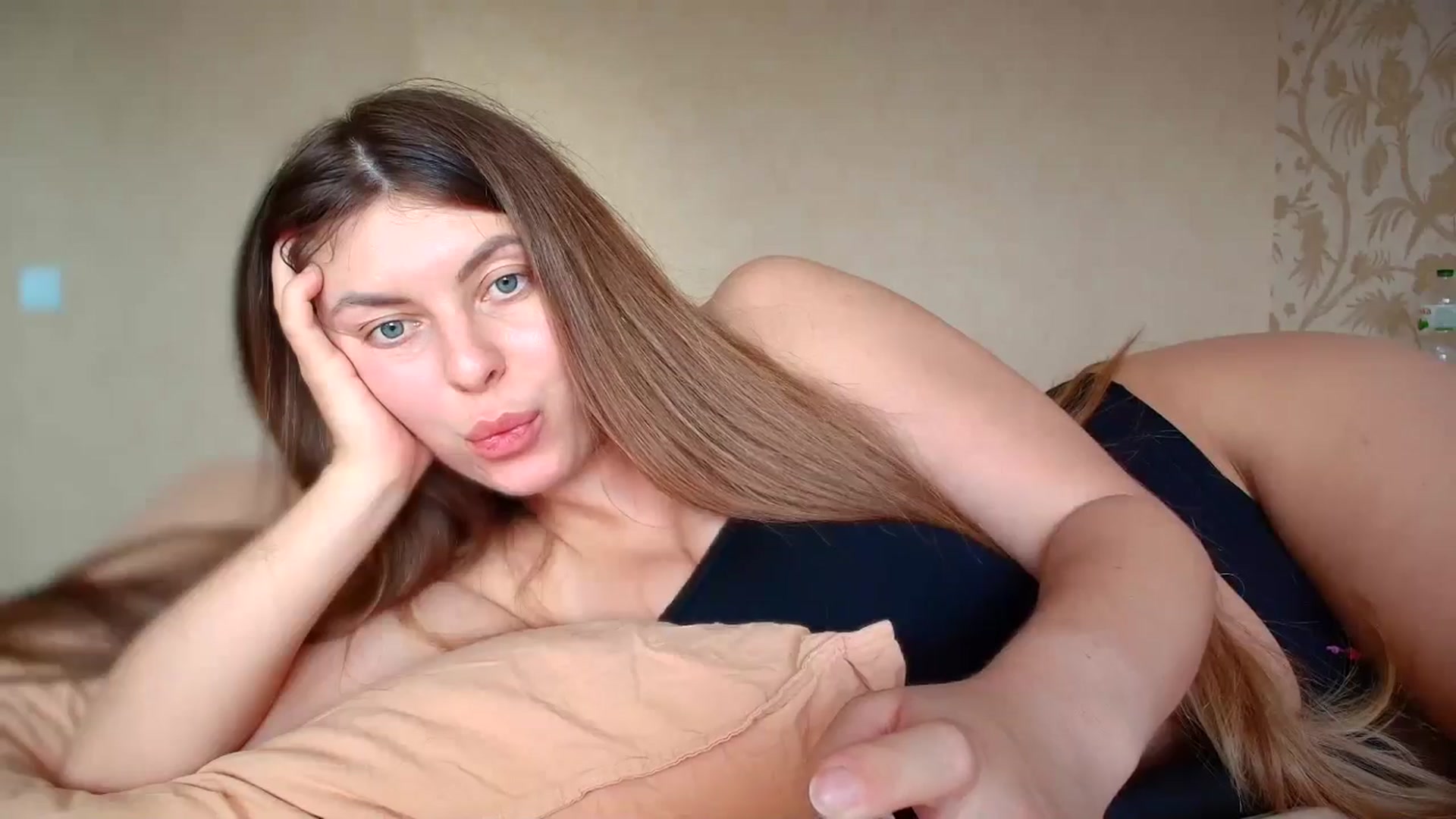 Gallery image thumbnail from BloodyMaria's myfreecams stream on, 09/04/2024, 11:47 image 9 of 20