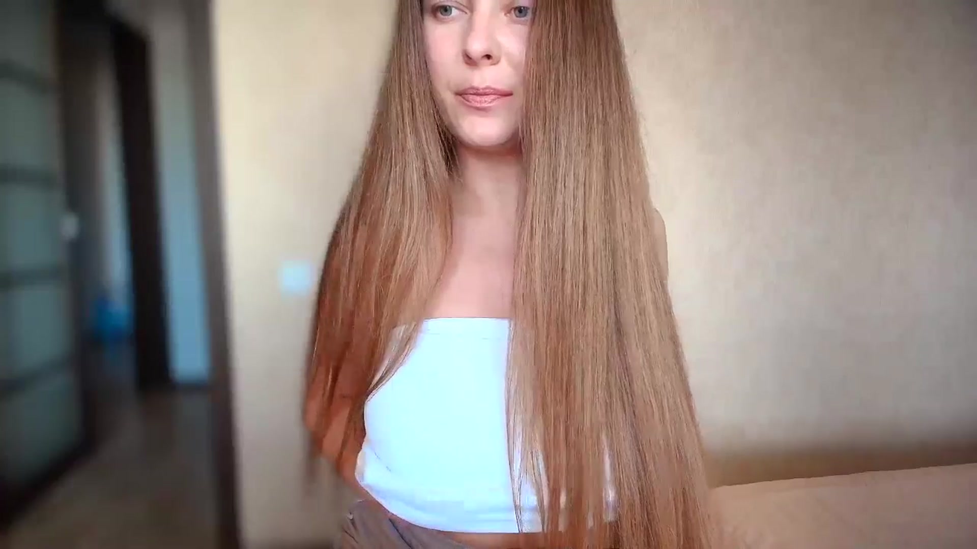 Gallery image thumbnail from BloodyMaria's myfreecams stream on, 09/10/2024, 11:37 image 17 of 20