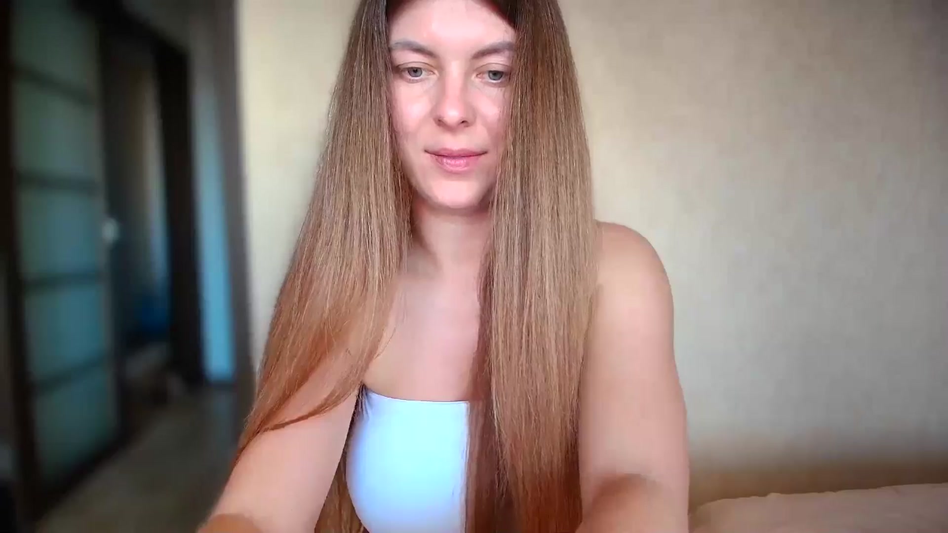 Gallery image thumbnail from BloodyMaria's myfreecams stream on, 09/10/2024, 13:42 image 11 of 20