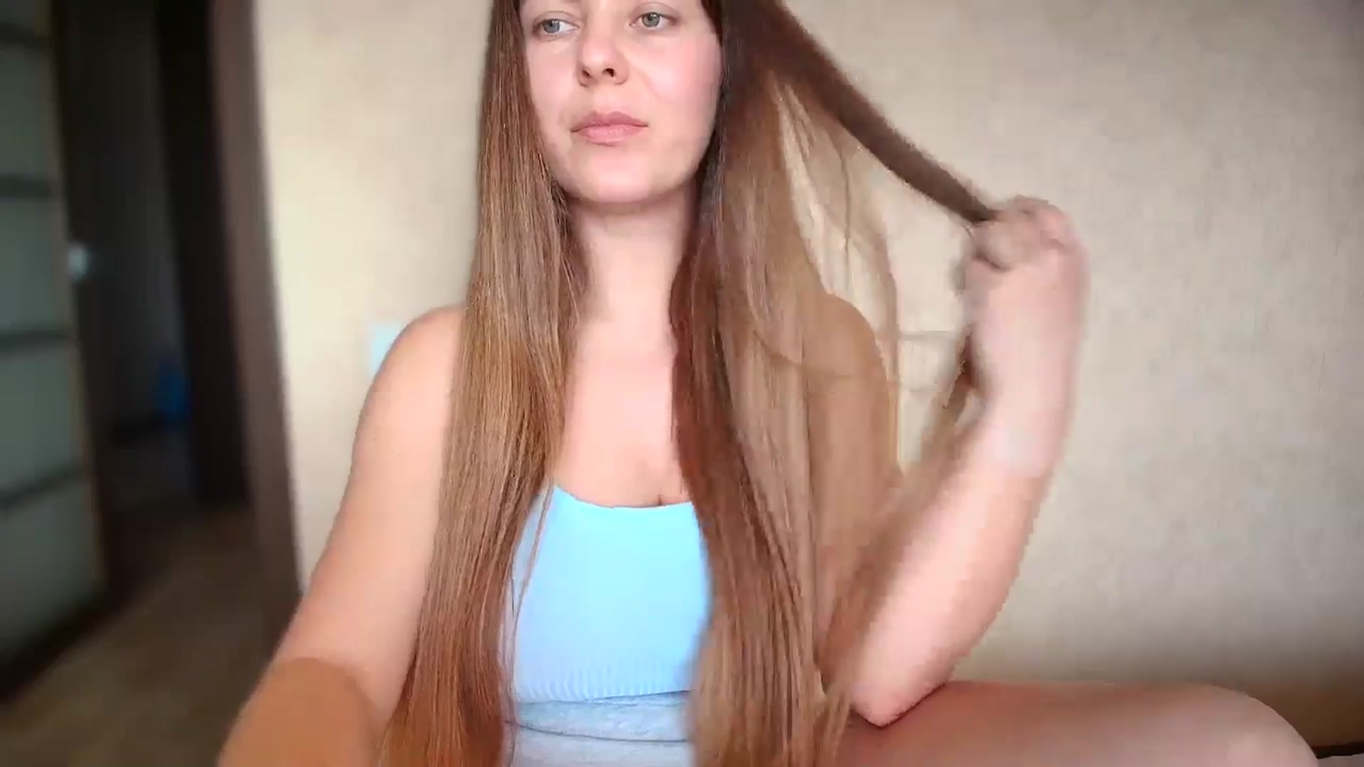 Gallery image thumbnail from BloodyMaria's myfreecams stream on, 09/11/2024, 10:27 image 6 of 20