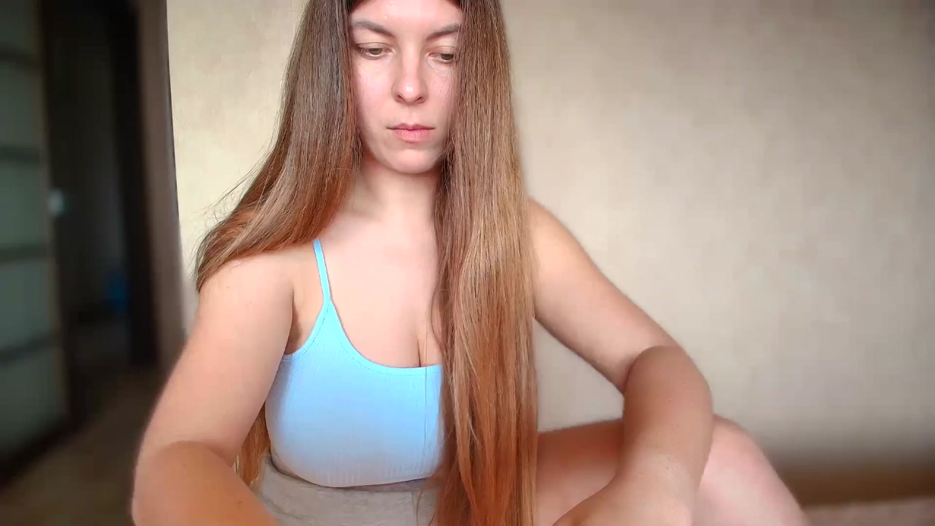 Gallery image thumbnail from BloodyMaria's myfreecams stream on, 09/11/2024, 10:27 image 17 of 20