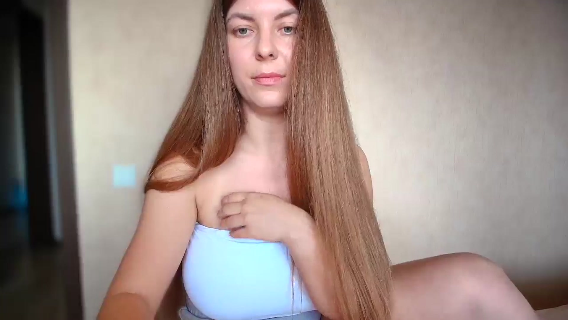 Gallery image thumbnail from BloodyMaria's myfreecams stream on, 09/12/2024, 11:53 image 12 of 20