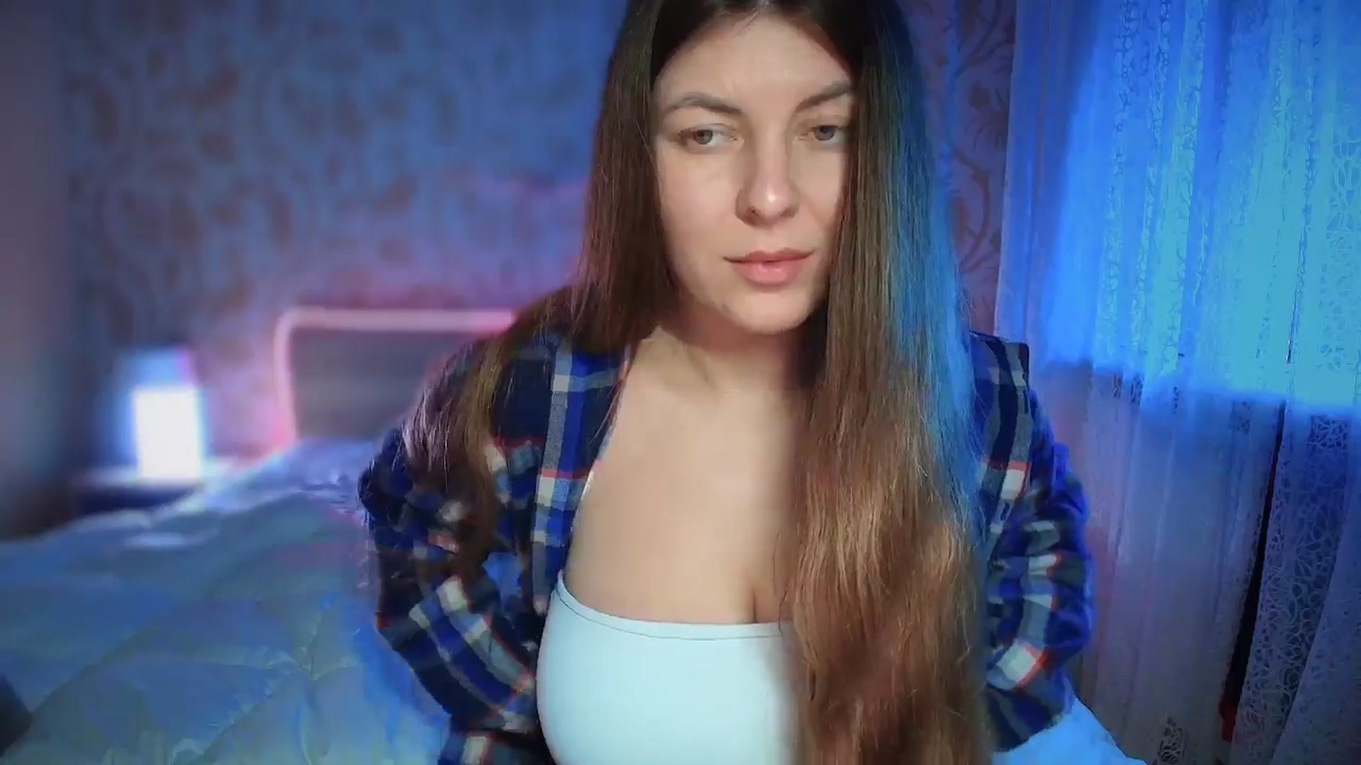 Gallery image thumbnail from BloodyMaria's myfreecams stream on, 12/22/2024, 14:25 image 16 of 20