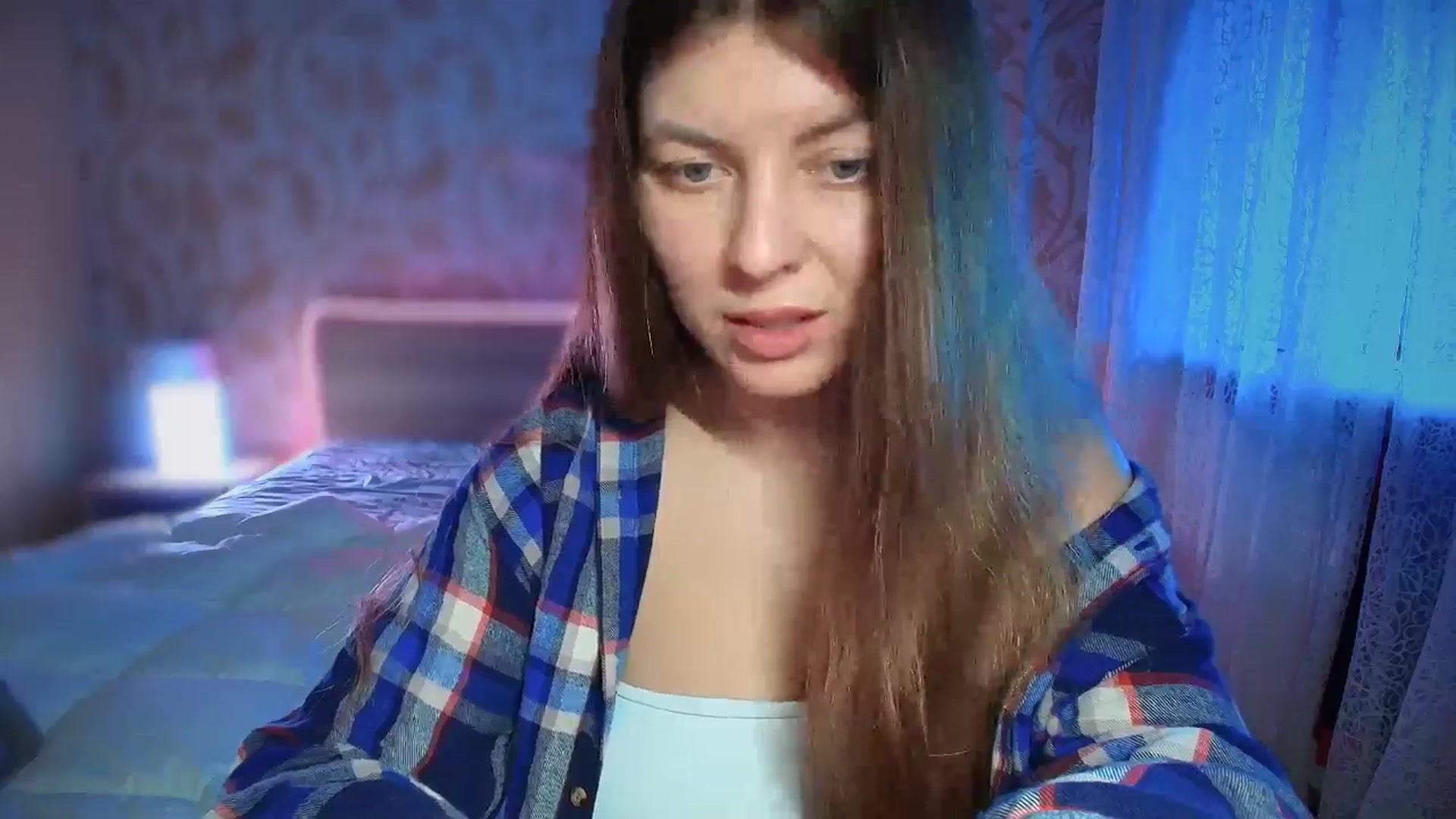 Gallery image thumbnail from BloodyMaria's myfreecams stream on, 12/22/2024, 14:25 image 9 of 20