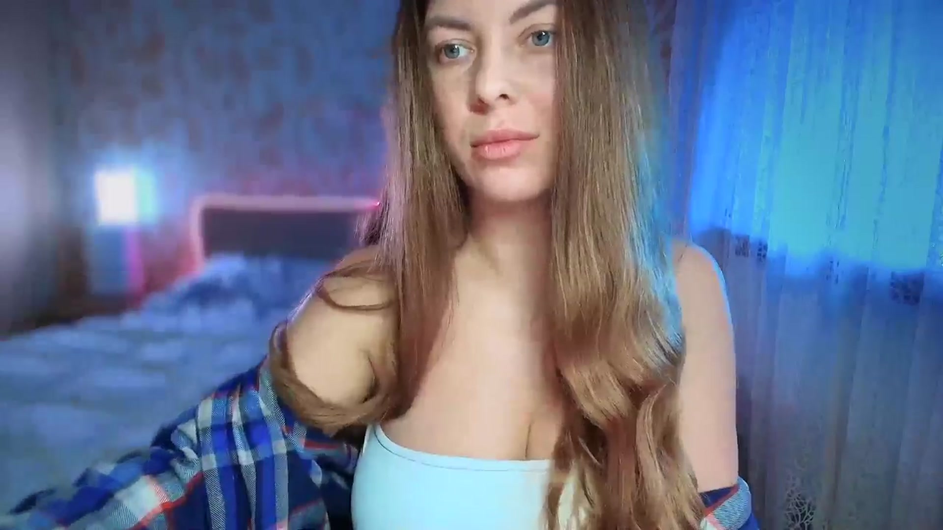 Gallery image thumbnail from BloodyMaria's myfreecams stream on, 12/24/2024, 08:30 image 16 of 20