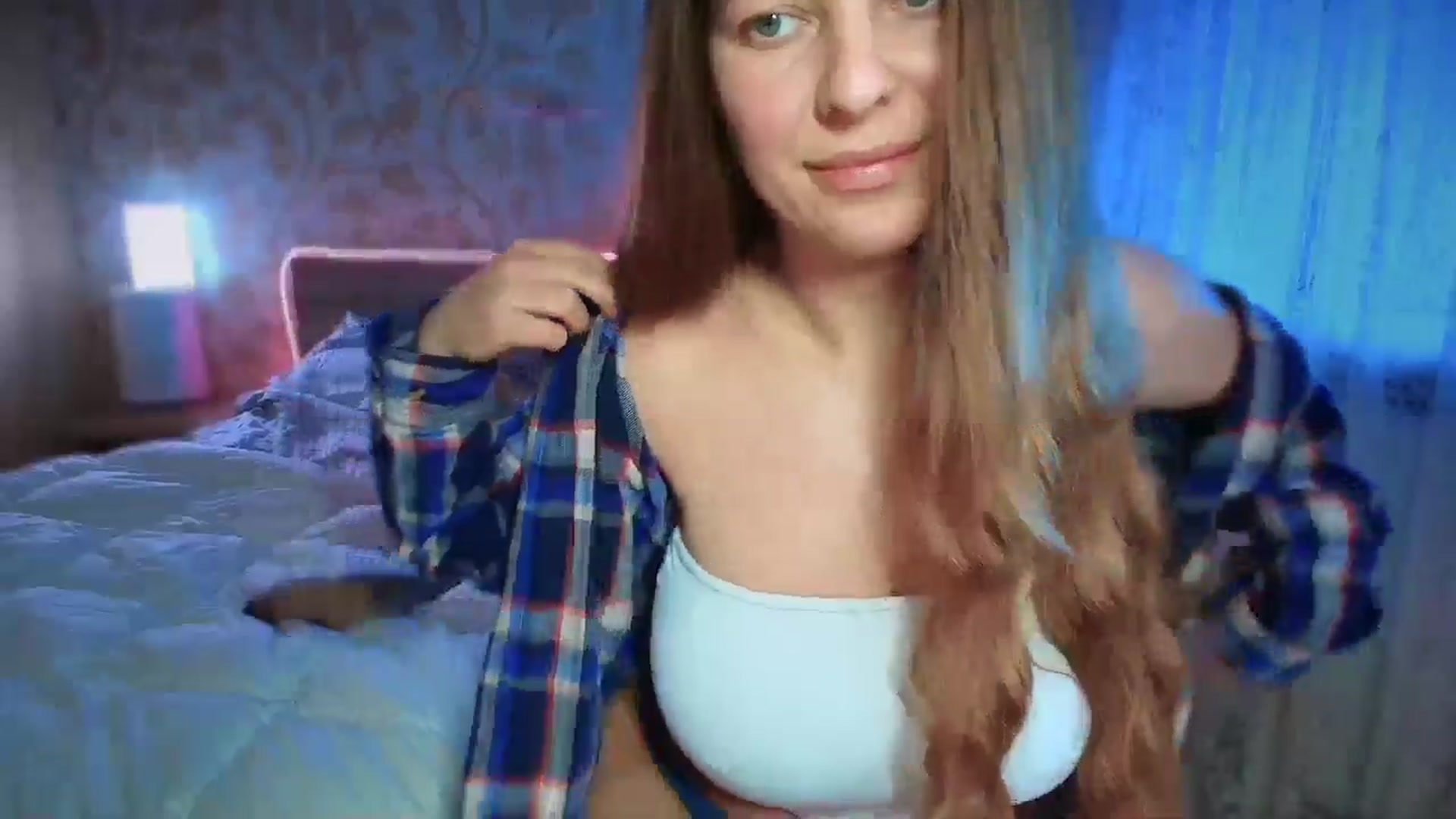 Gallery image thumbnail from BloodyMaria's myfreecams stream on, 12/24/2024, 11:08 image 7 of 20