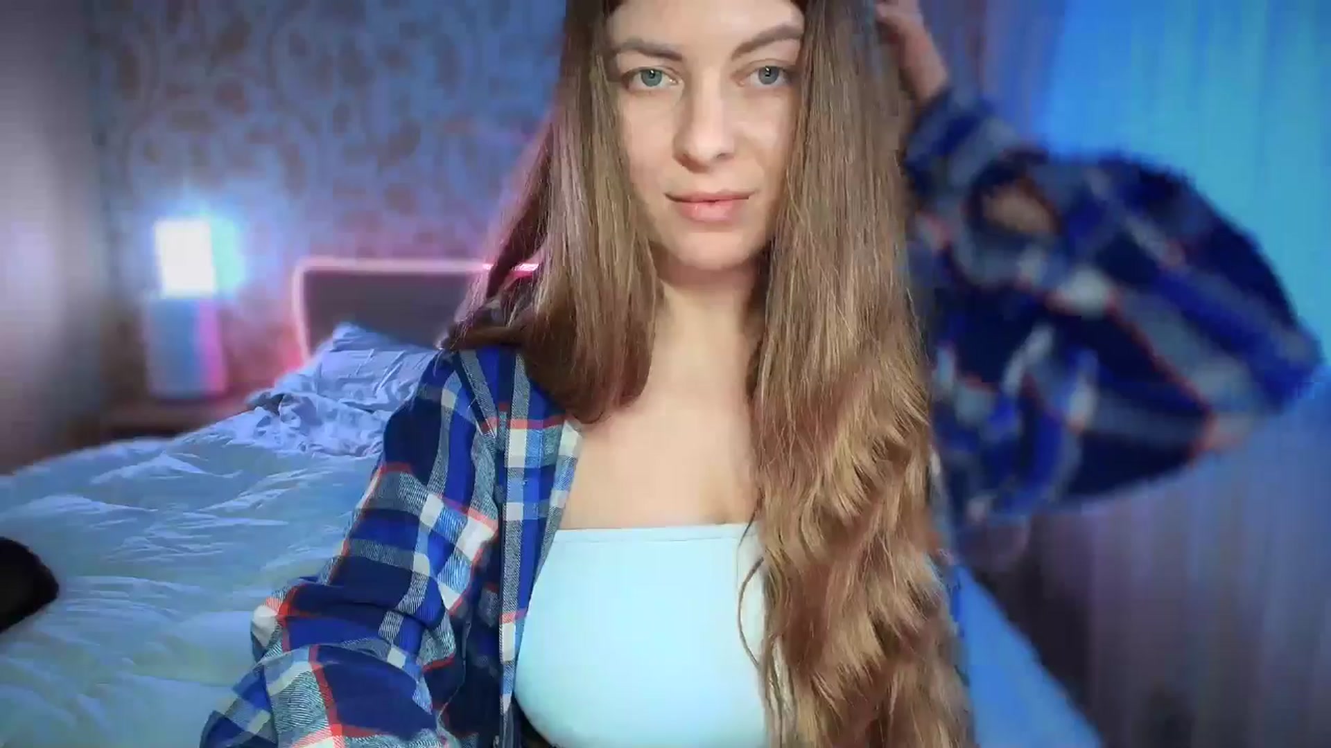 Gallery image thumbnail from BloodyMaria's myfreecams stream on, 12/24/2024, 12:26 image 12 of 20