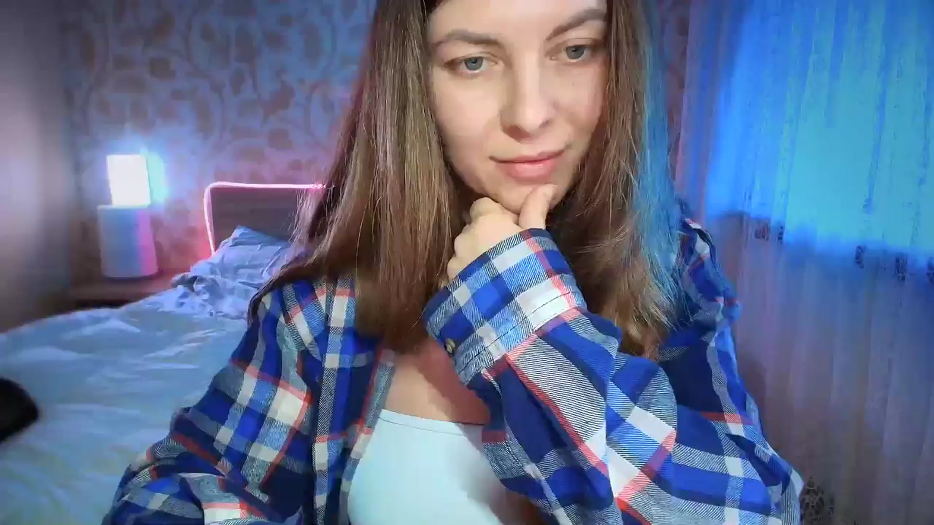 Gallery image thumbnail from BloodyMaria's myfreecams stream on, 12/24/2024, 12:26 image 14 of 20