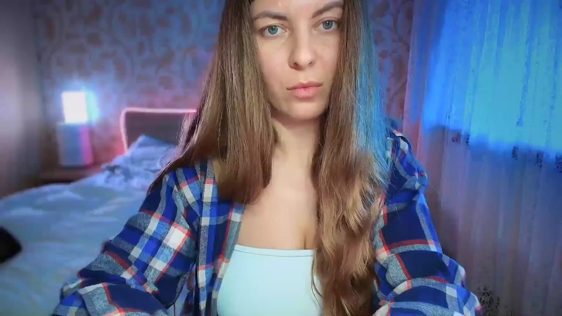 Gallery image thumbnail from BloodyMaria's myfreecams stream on, 12/24/2024, 12:26 image 15 of 20