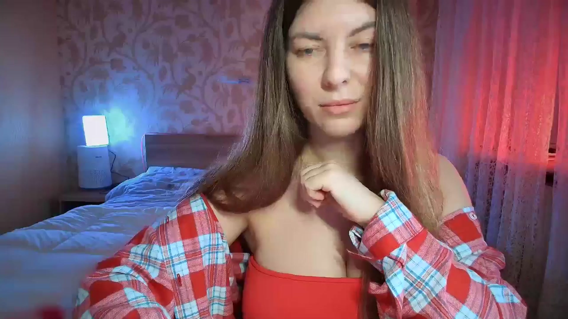 Gallery image thumbnail from BloodyMaria's myfreecams stream on, 12/25/2024, 08:34 image 7 of 20