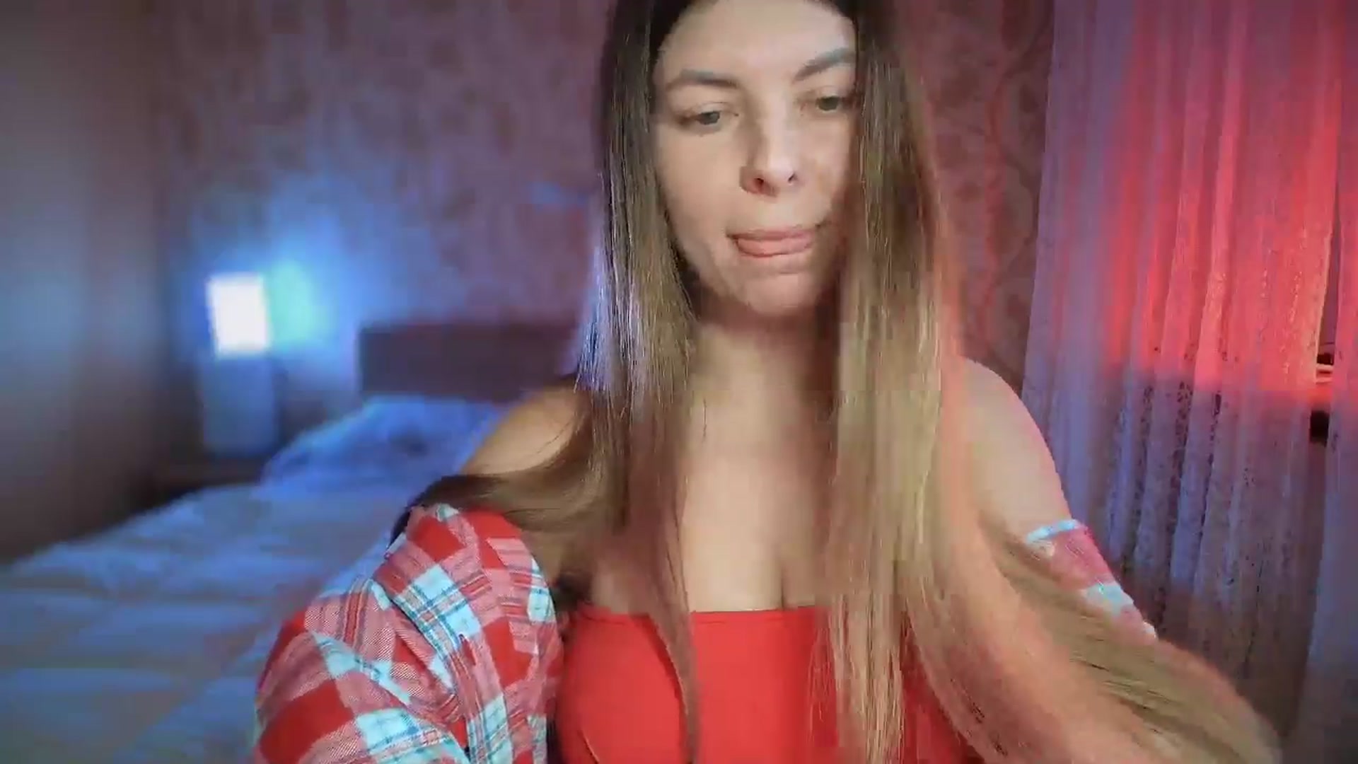 Gallery image thumbnail from BloodyMaria's myfreecams stream on, 12/25/2024, 08:34 image 16 of 20